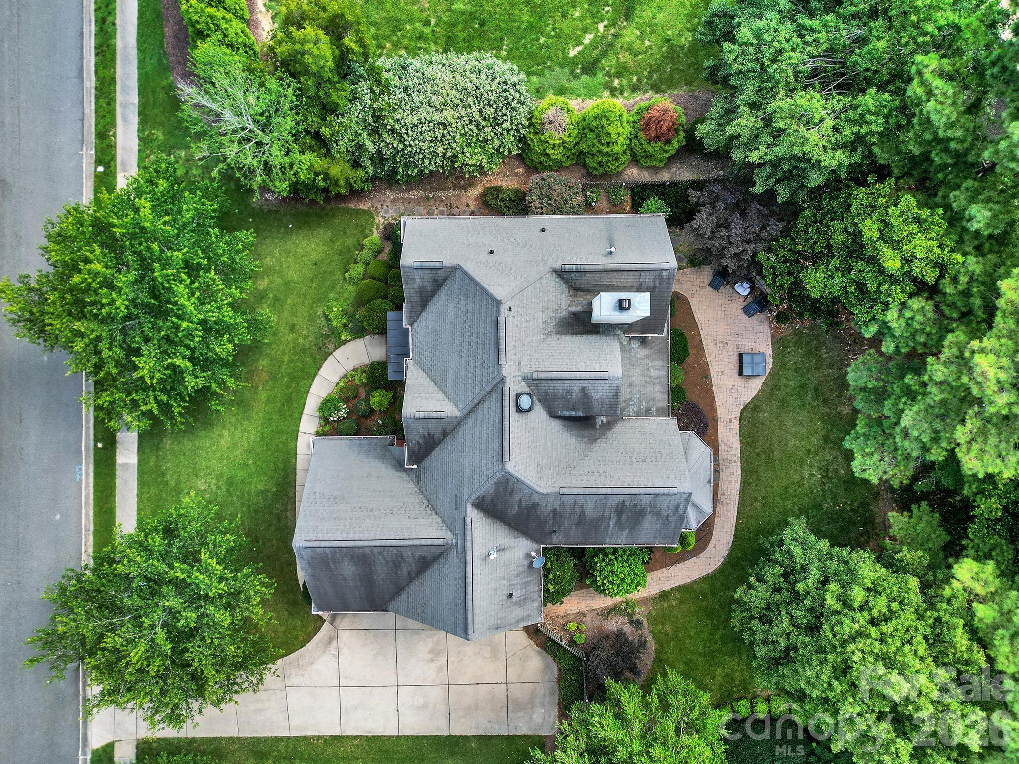 3401 Savannah Hills Drive — Matthews