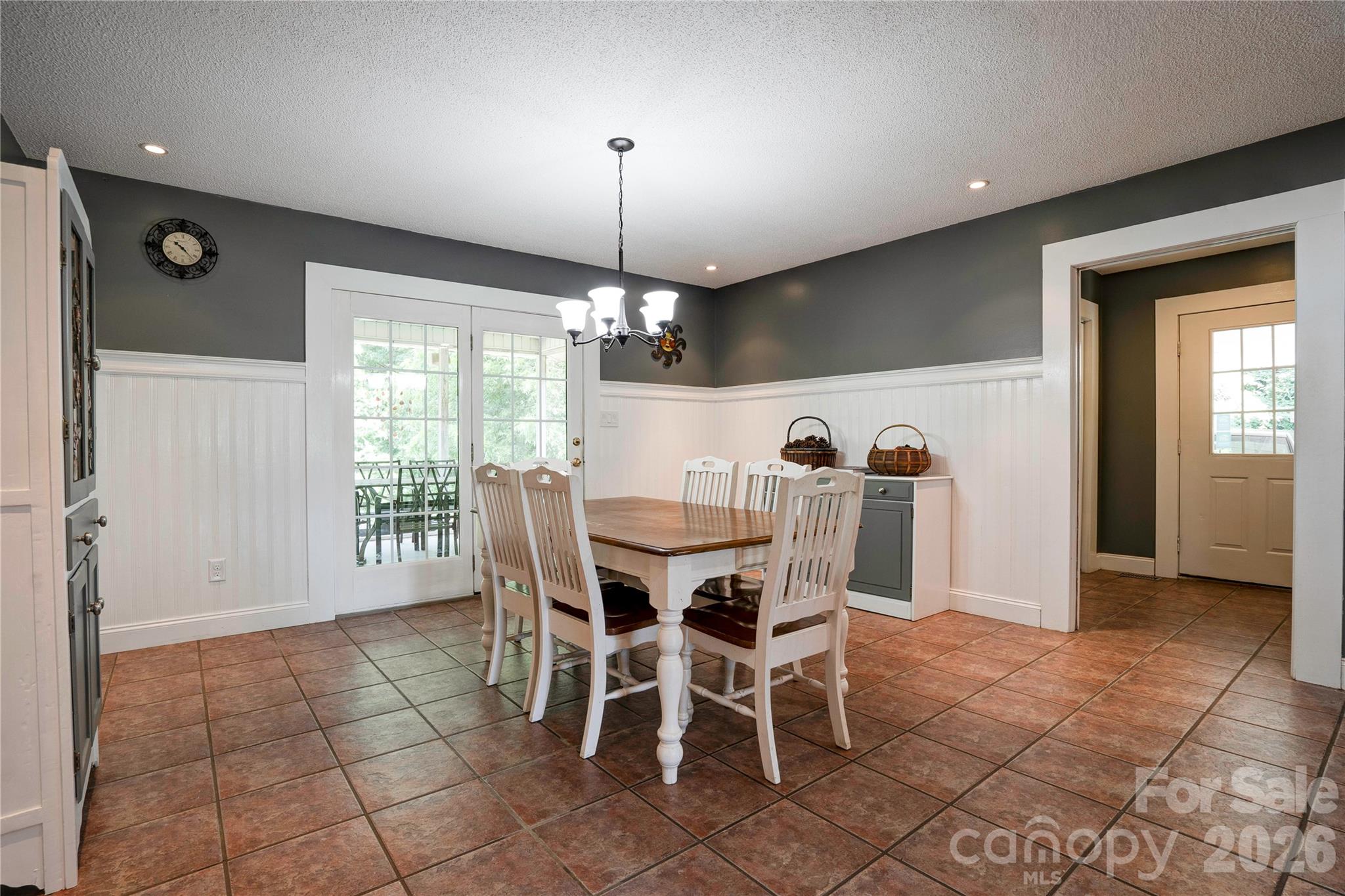 2424 Olan Drive — Shelby
