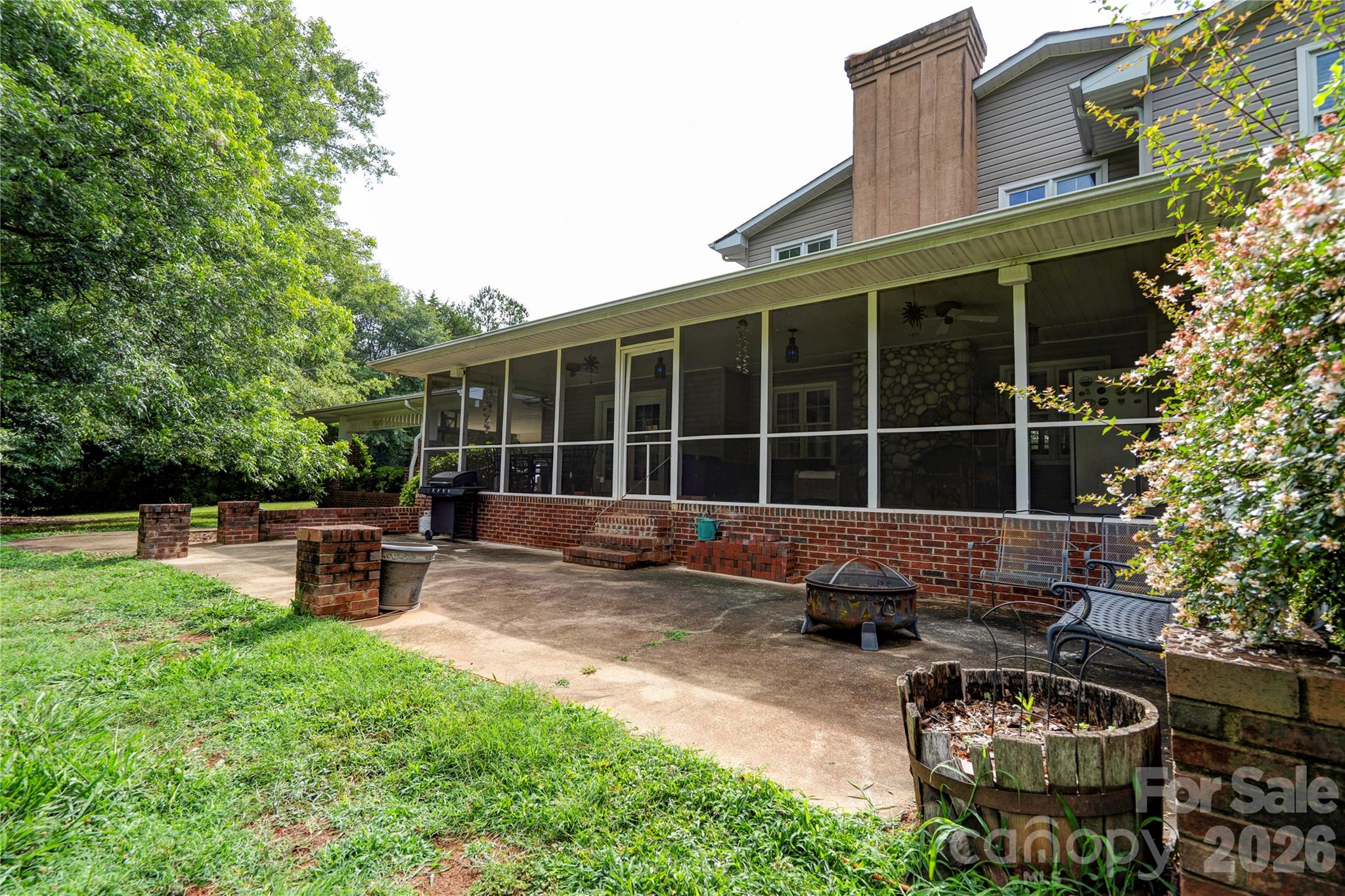 2424 Olan Drive — Shelby