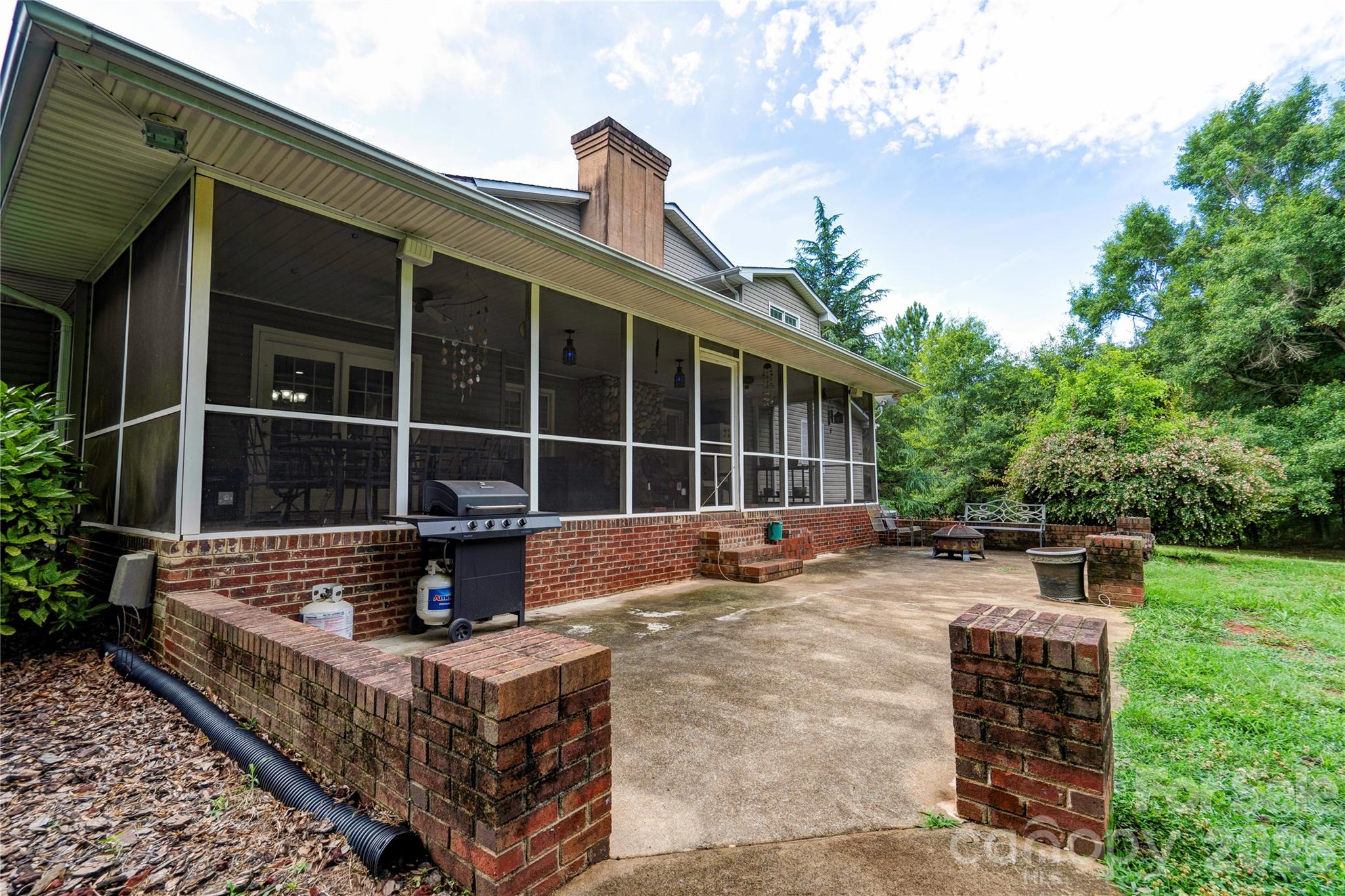 2424 Olan Drive — Shelby