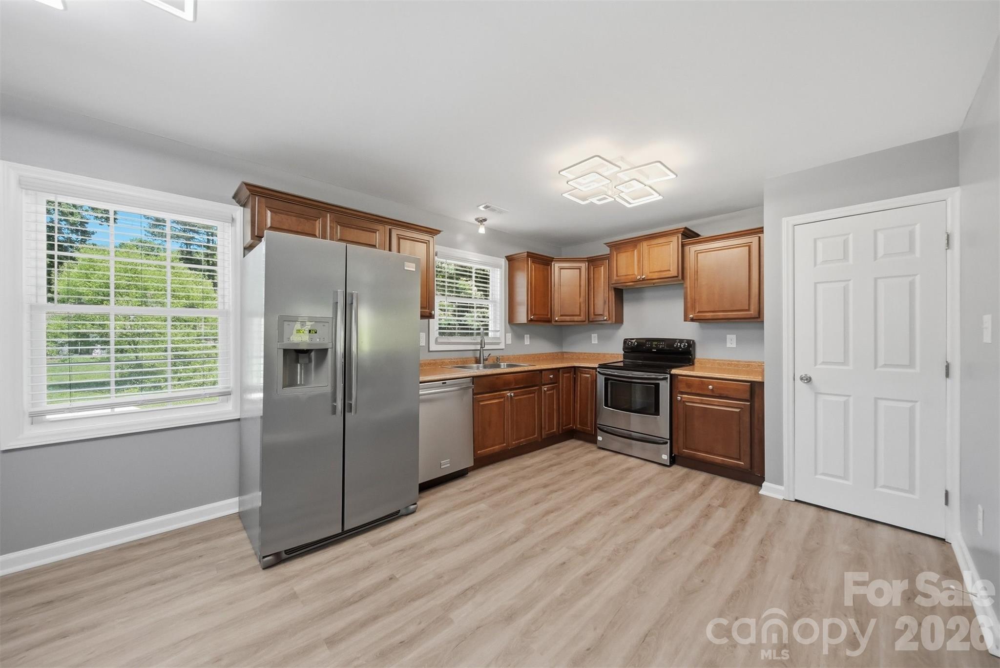 1401 Southwest Boulevard — Newton