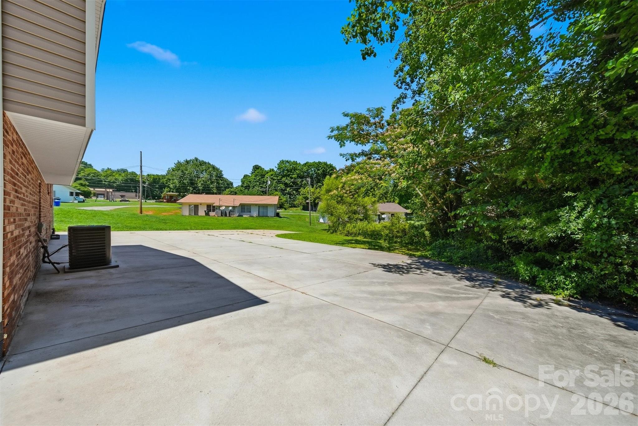 1401 Southwest Boulevard — Newton