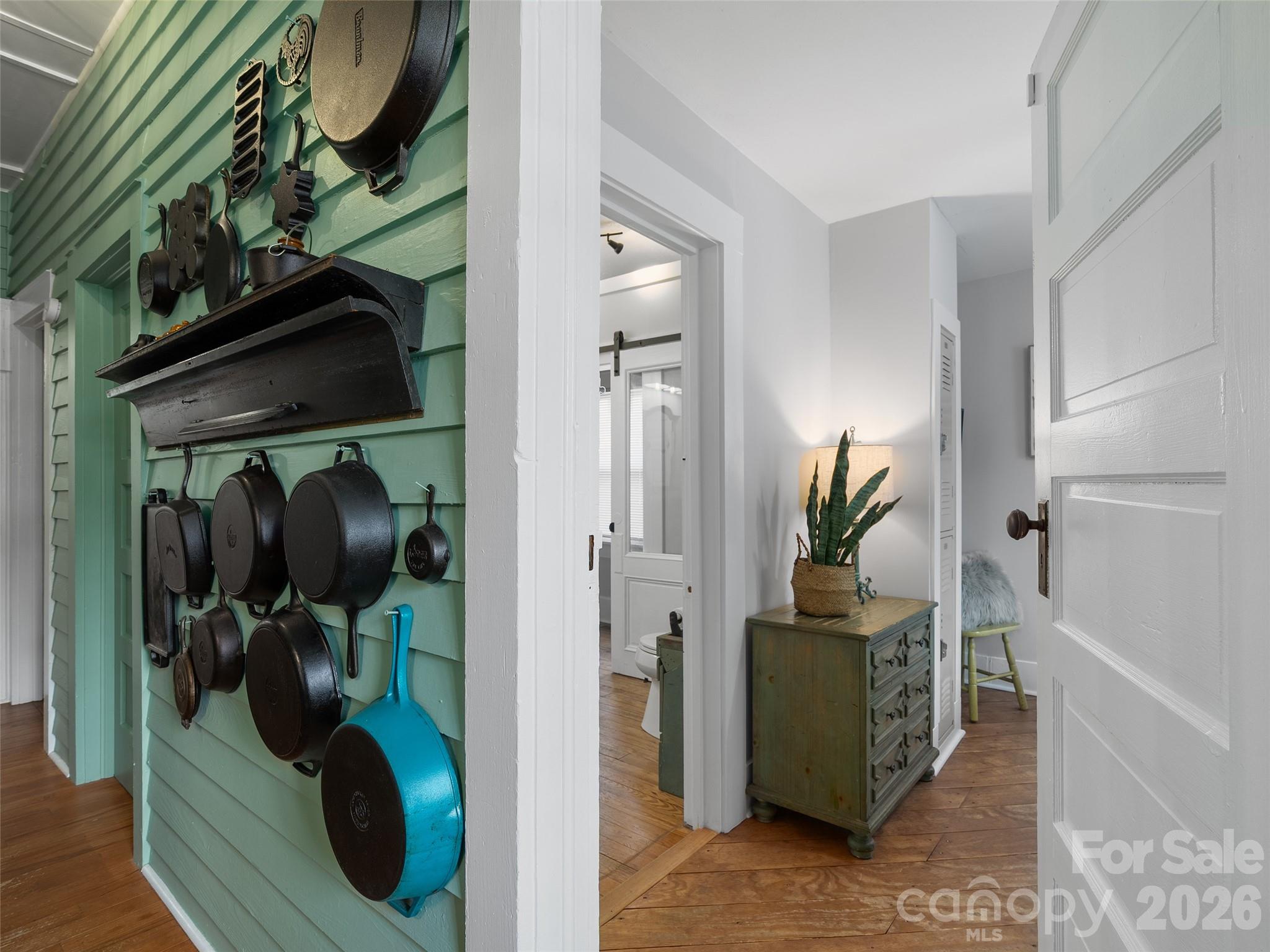 15 Craig Circle — Asheville