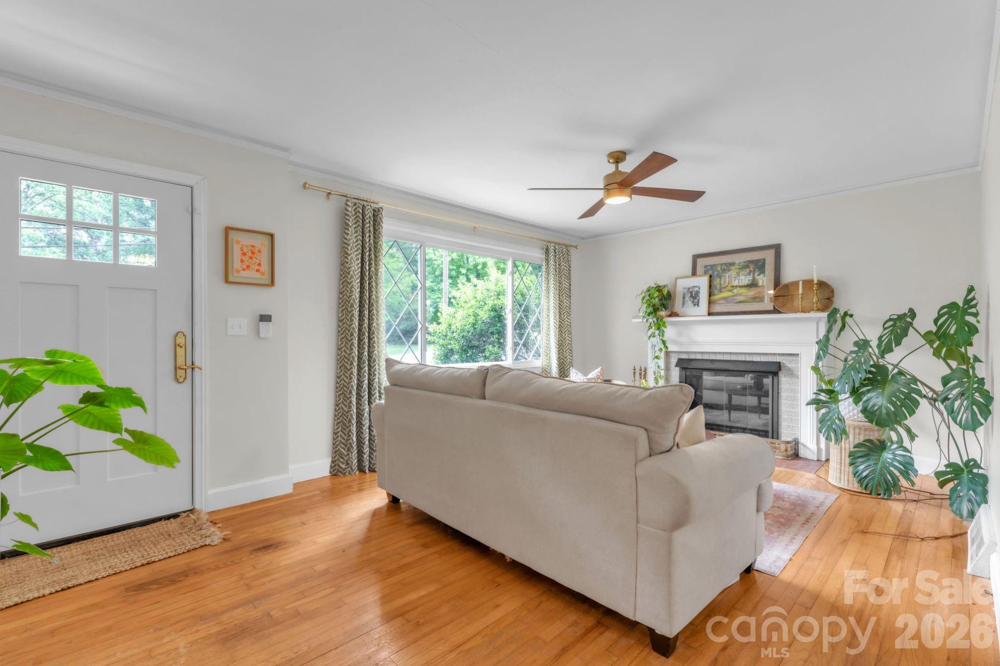 105 Azalea Court — Greenville