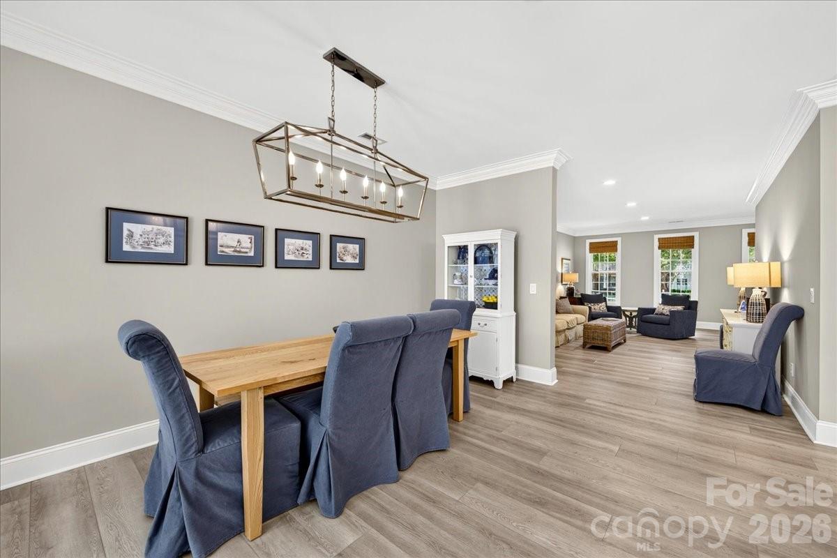 242 S Faulkner Way — Davidson