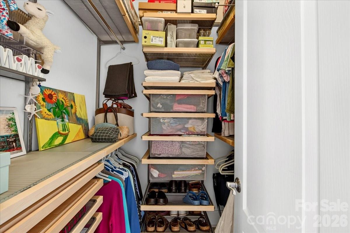 242 S Faulkner Way — Davidson