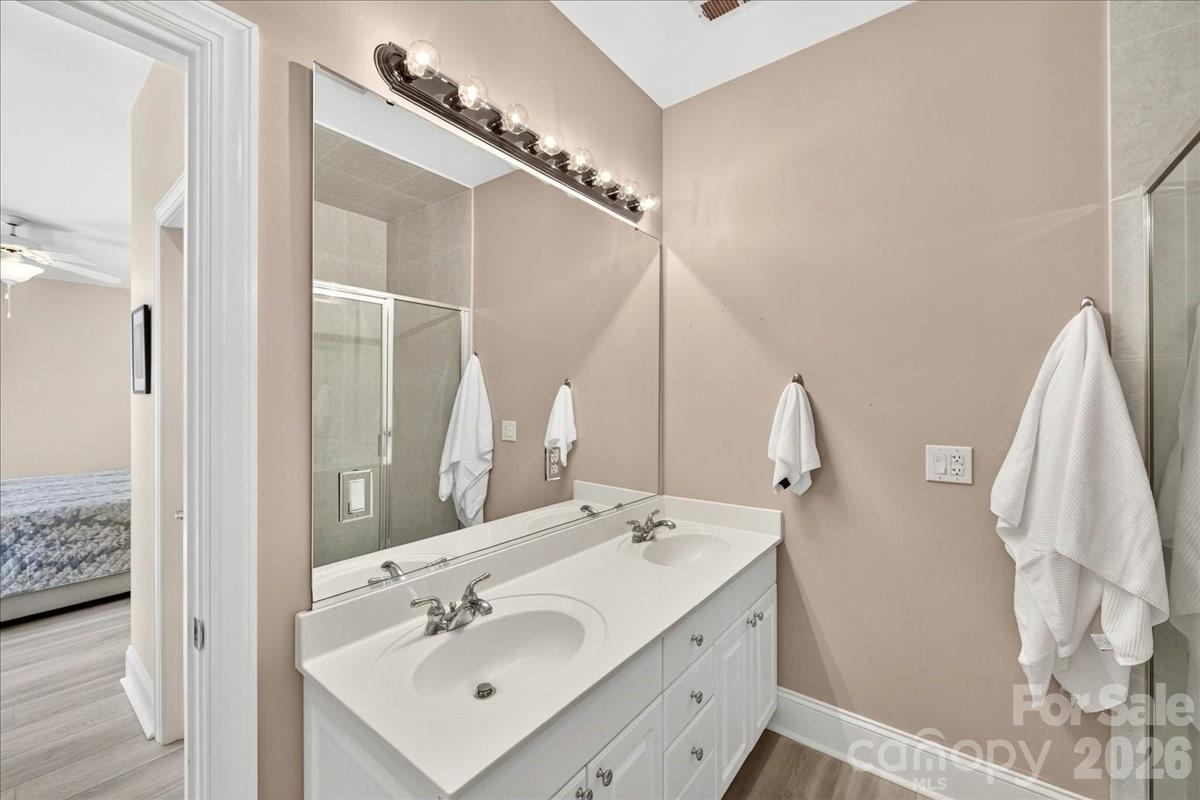 242 S Faulkner Way — Davidson