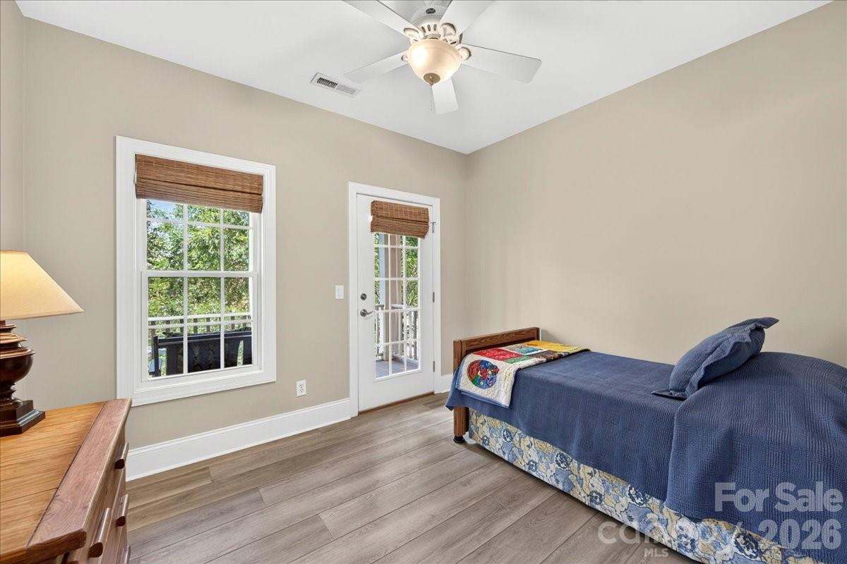 242 S Faulkner Way — Davidson