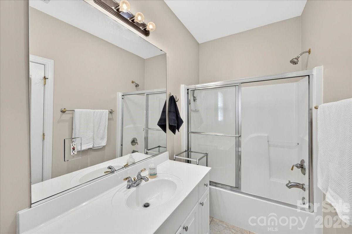 242 S Faulkner Way — Davidson
