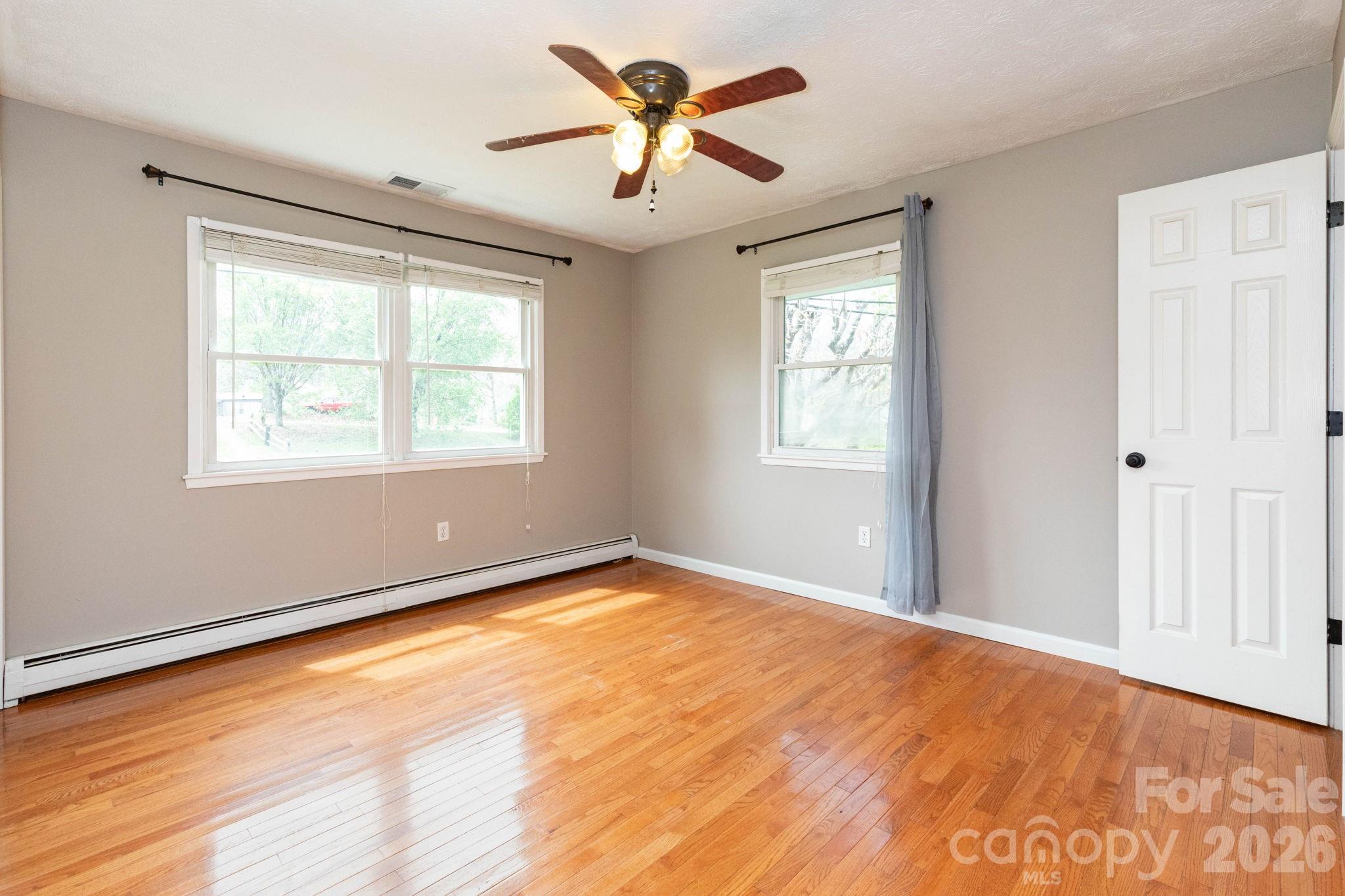 41 Kennedy Road — Weaverville