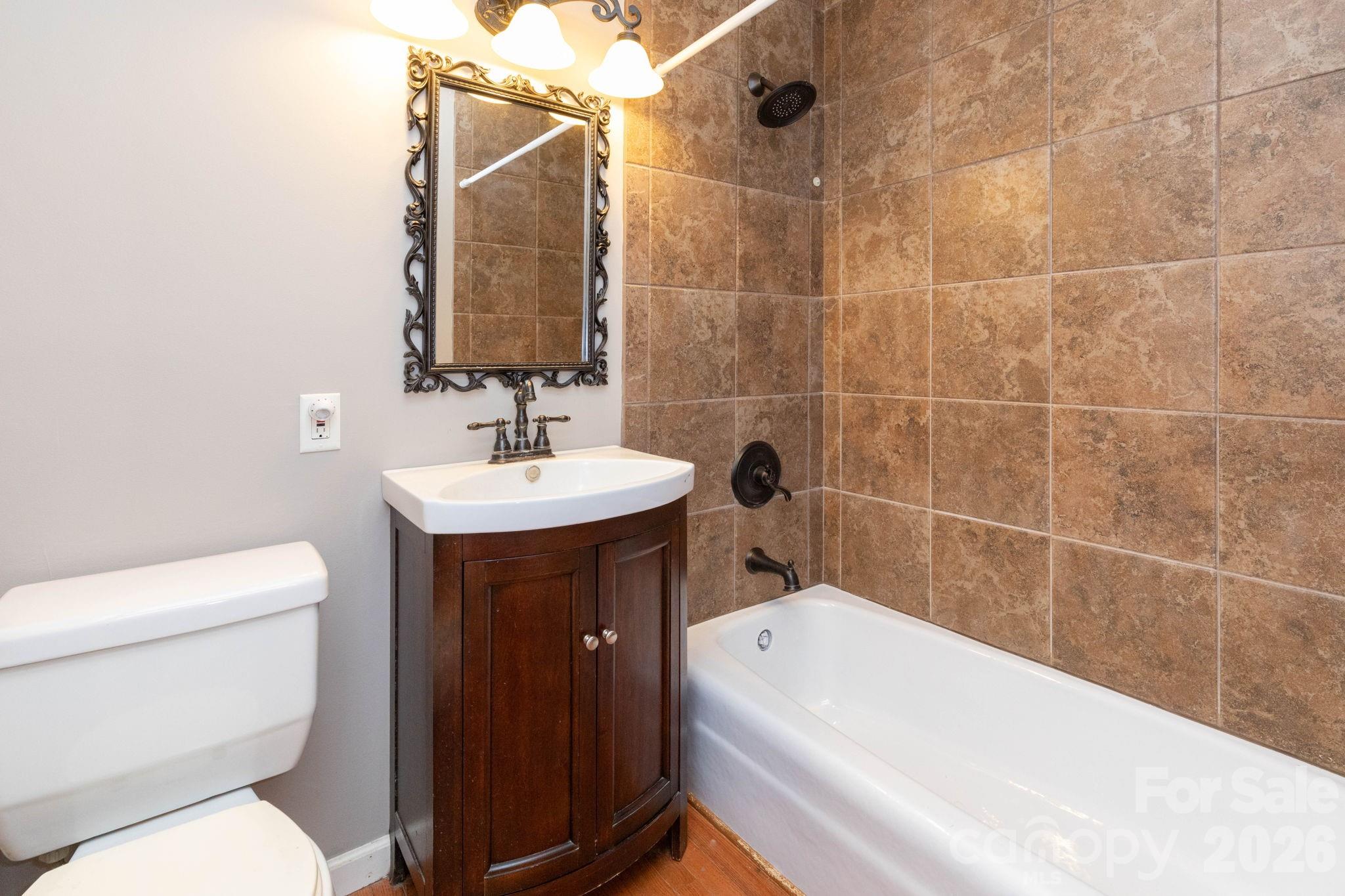 41 Kennedy Road — Weaverville