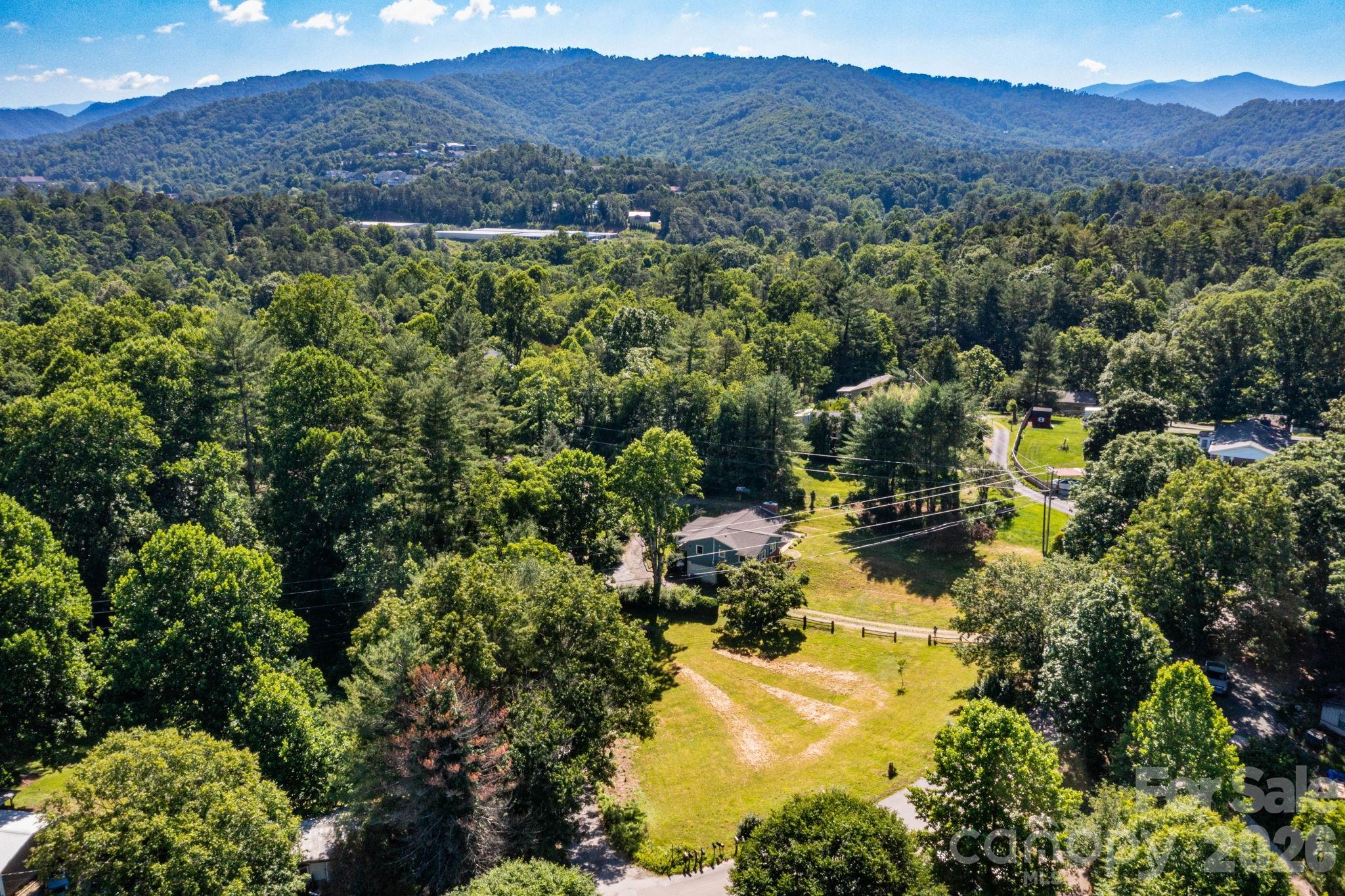 41 Kennedy Road — Weaverville