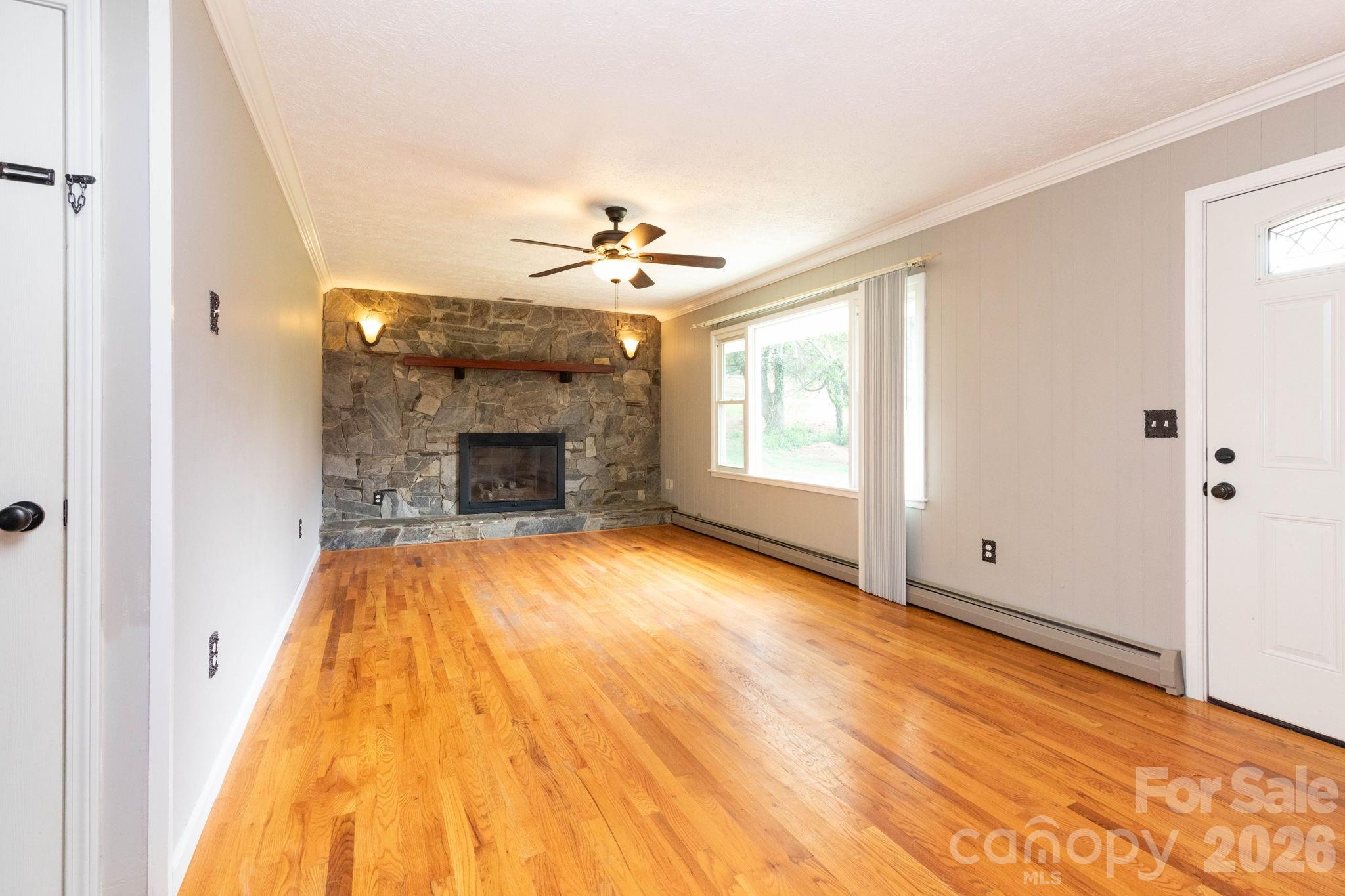 41 Kennedy Road — Weaverville
