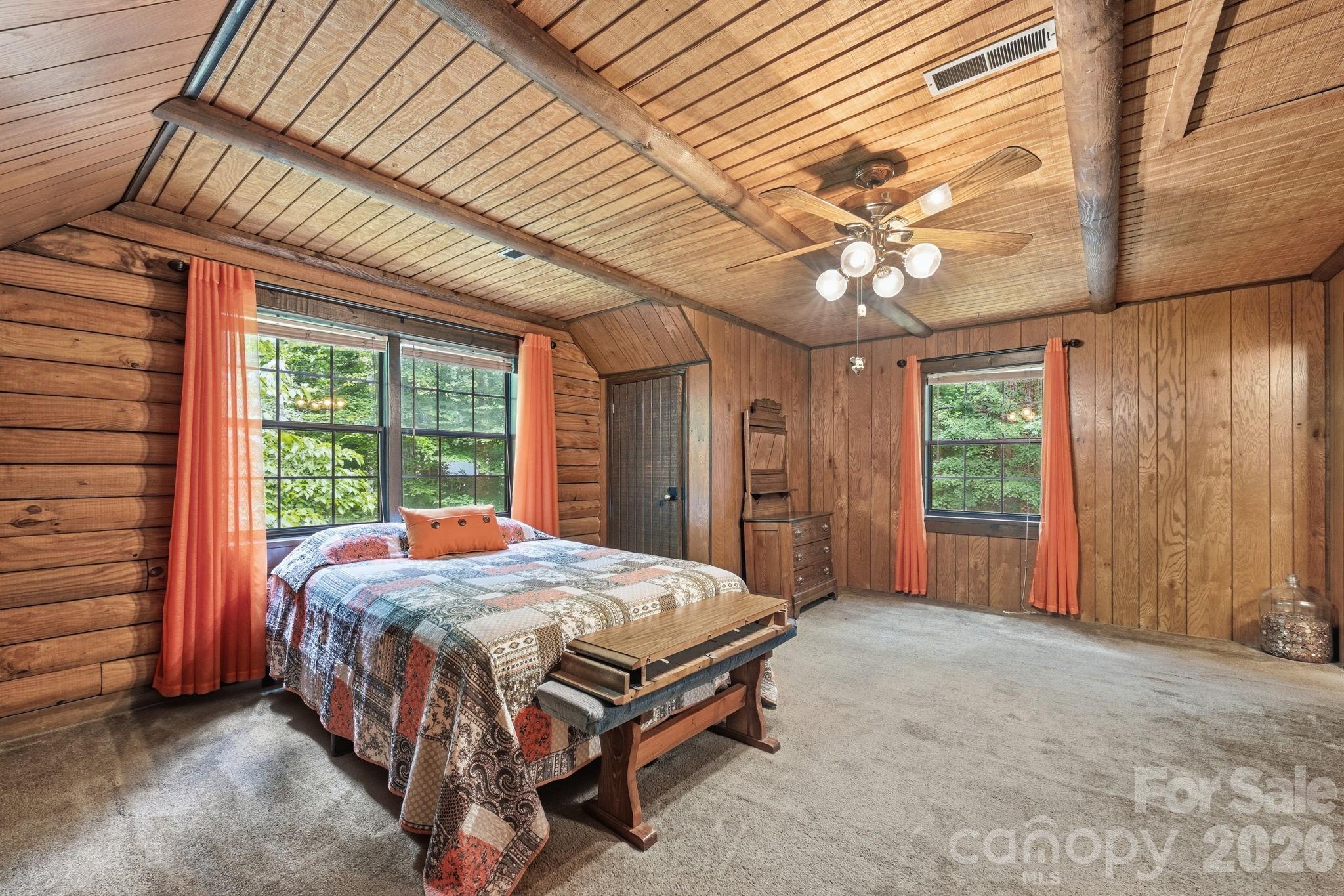 6808 Linda Lake Drive — Charlotte