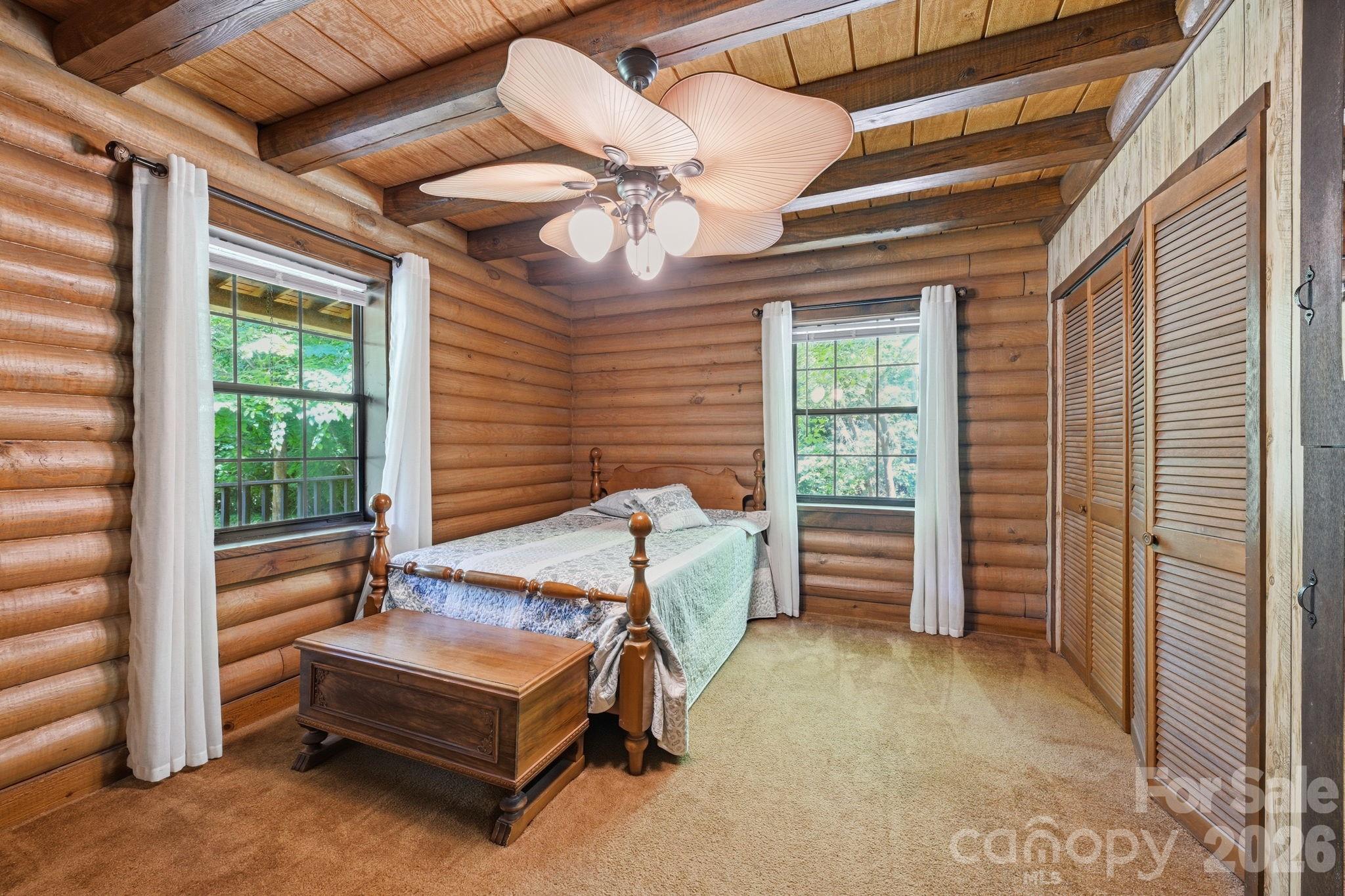6808 Linda Lake Drive — Charlotte