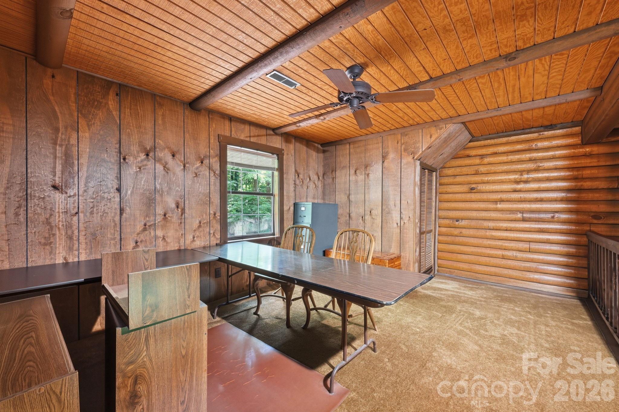 6808 Linda Lake Drive — Charlotte