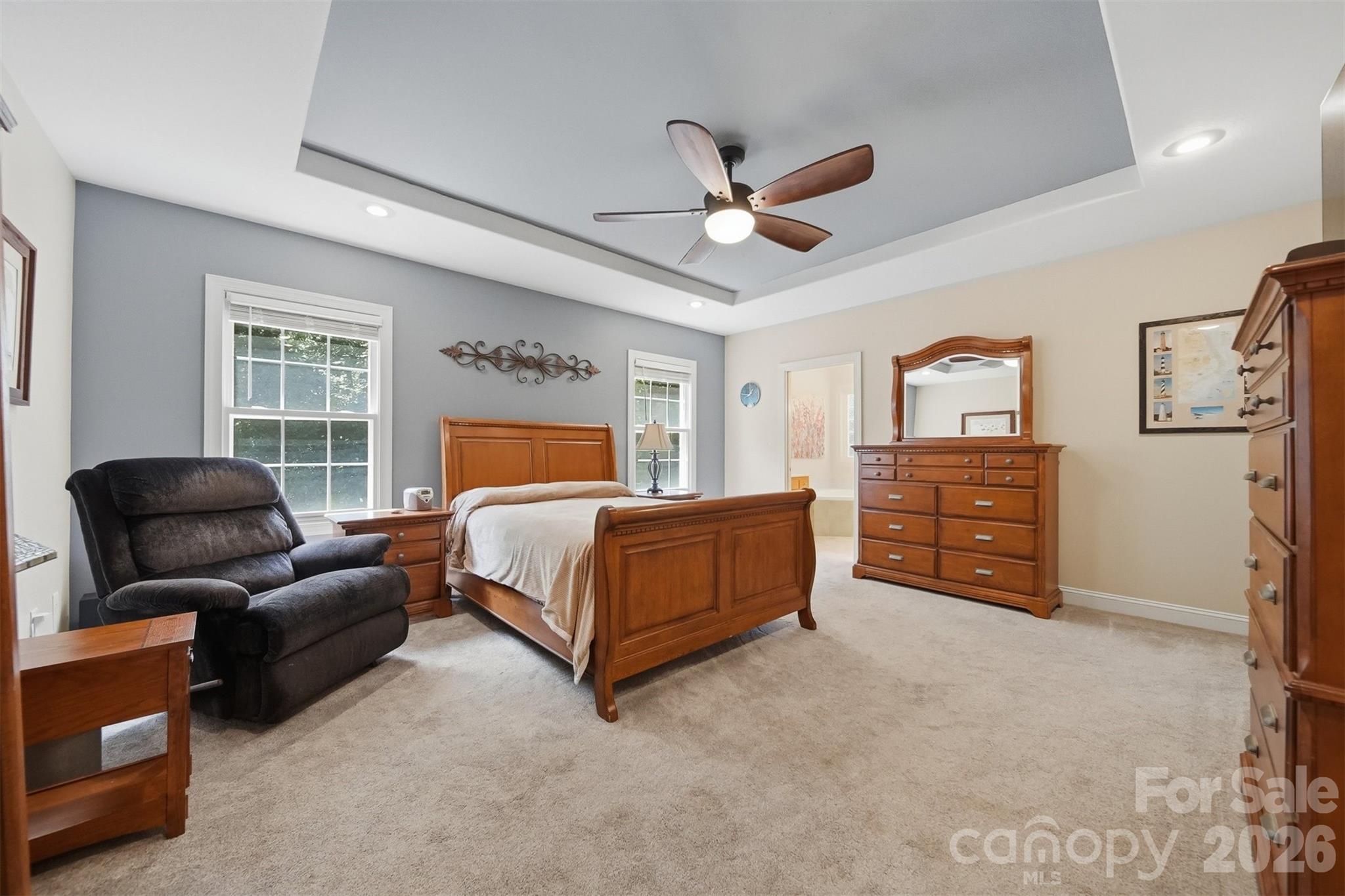 4305 Cottingham Drive — Hickory