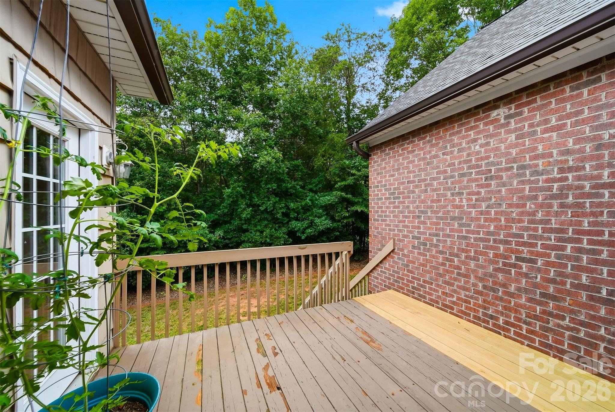 4305 Cottingham Drive — Hickory