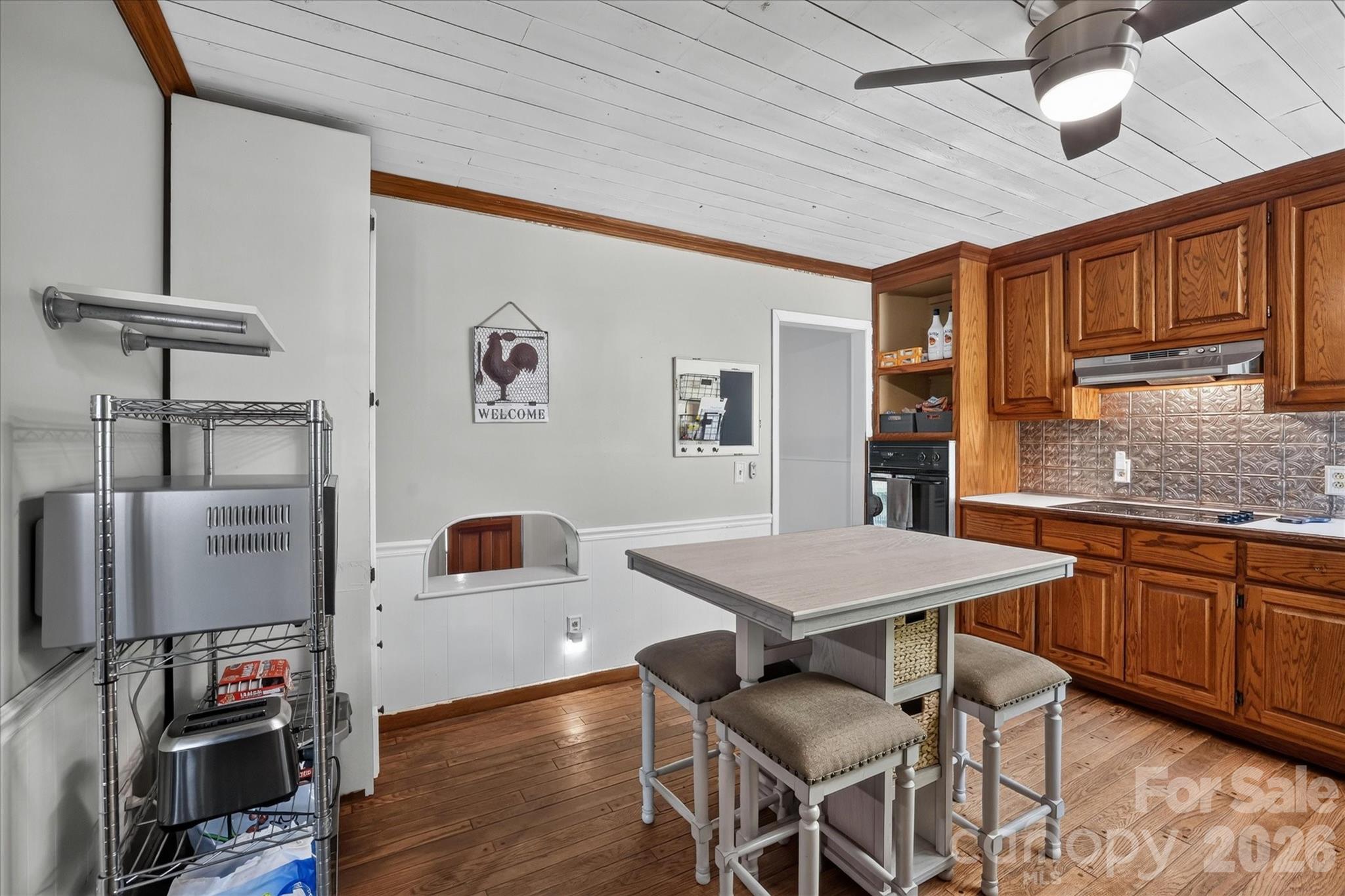 25105 Frick Road — Richfield