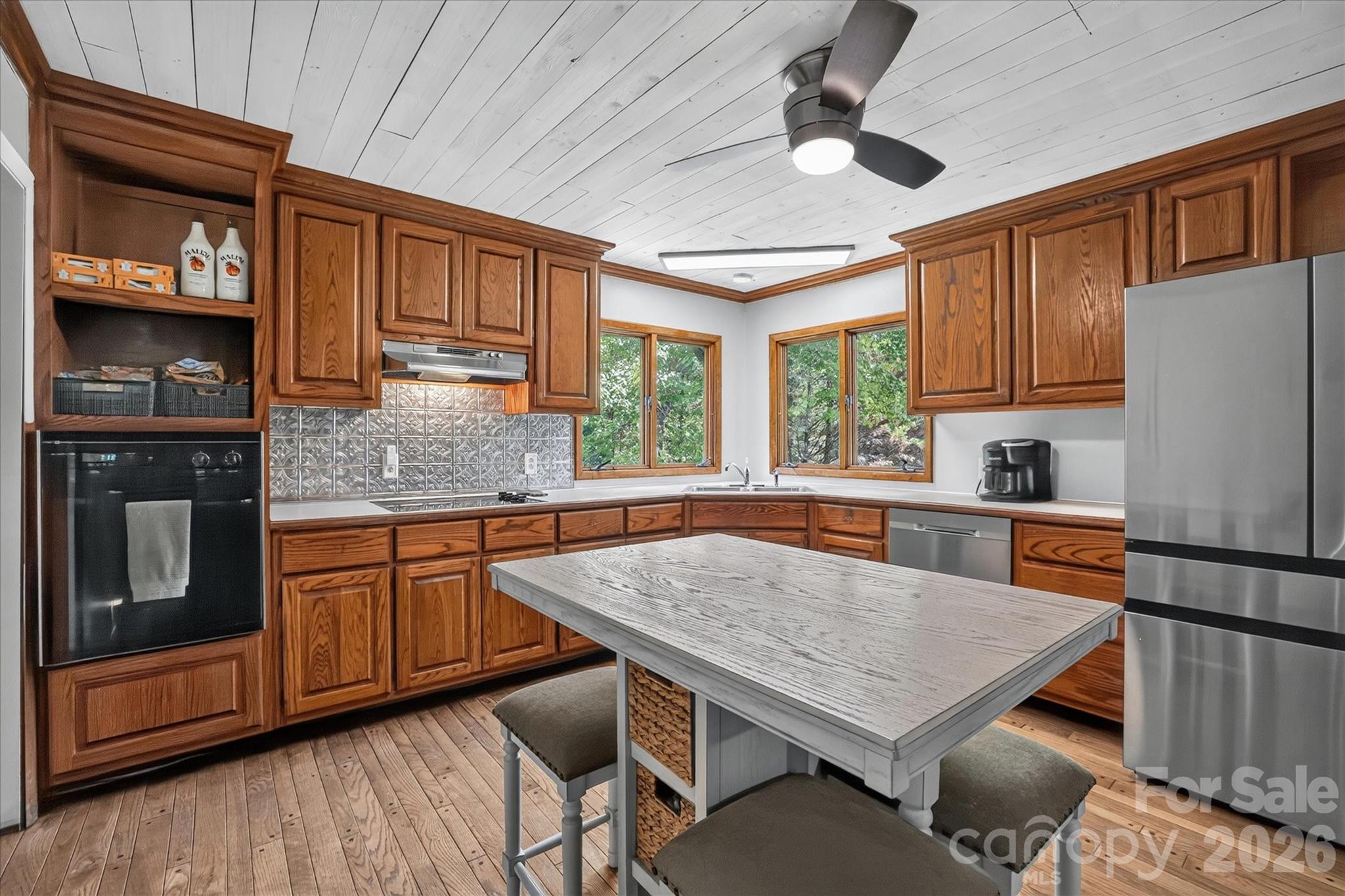 25105 Frick Road — Richfield