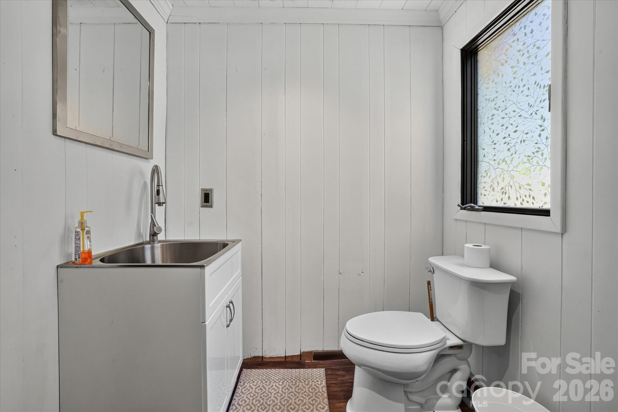 25105 Frick Road — Richfield