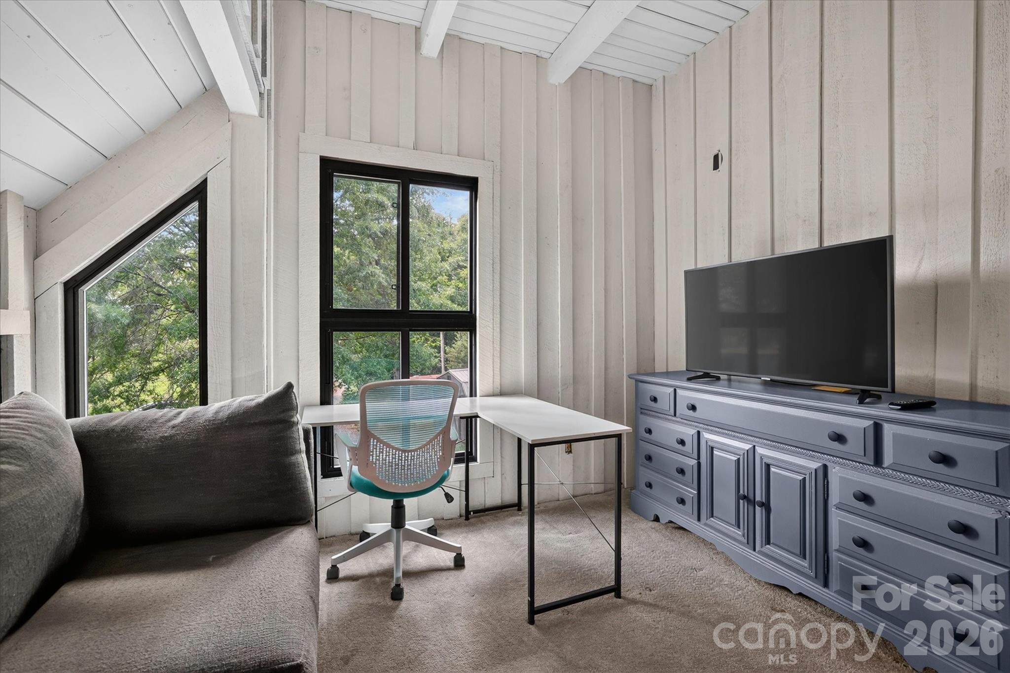 25105 Frick Road — Richfield
