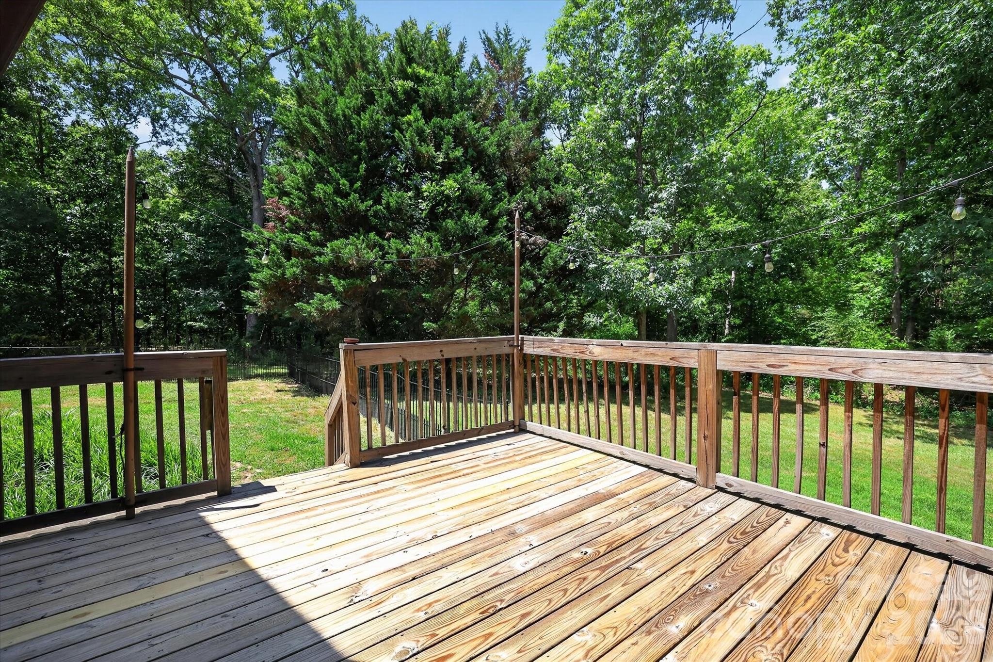25105 Frick Road — Richfield