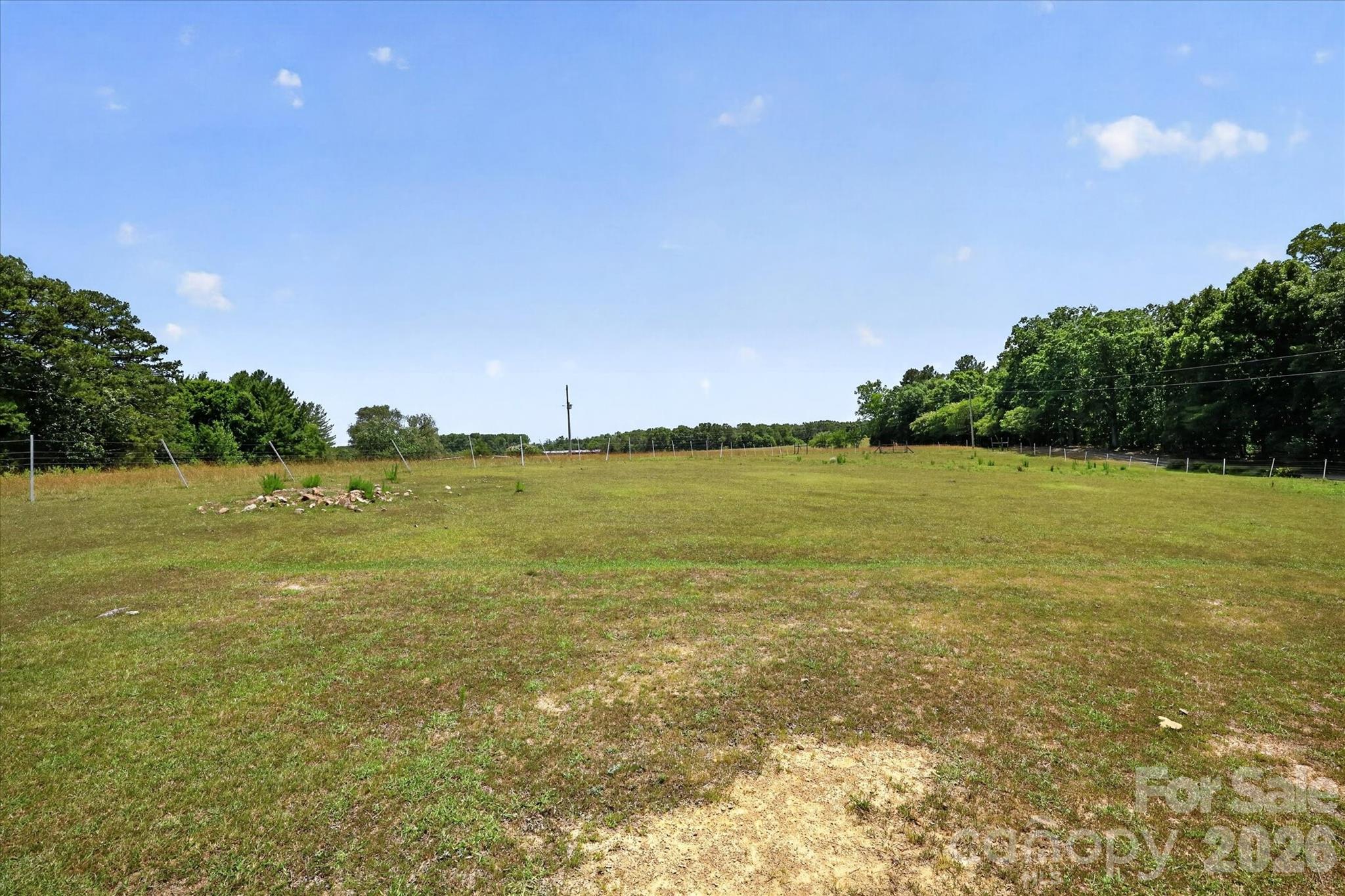 25105 Frick Road — Richfield