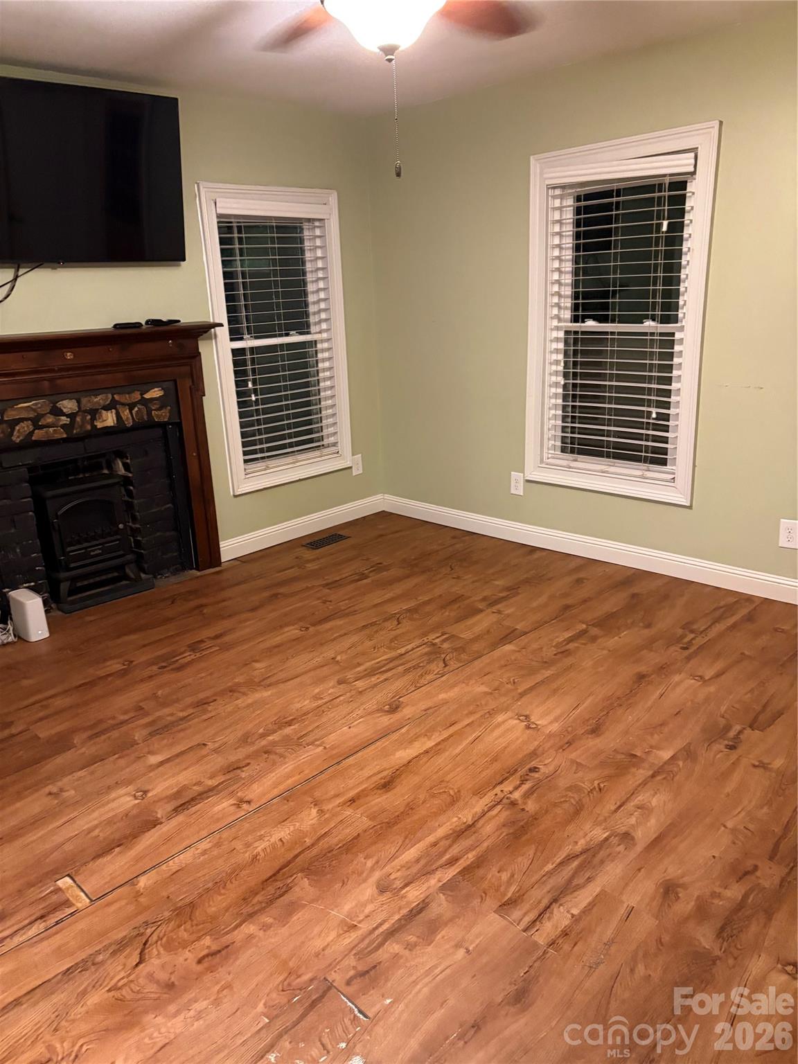 125 Lane Street — Morganton