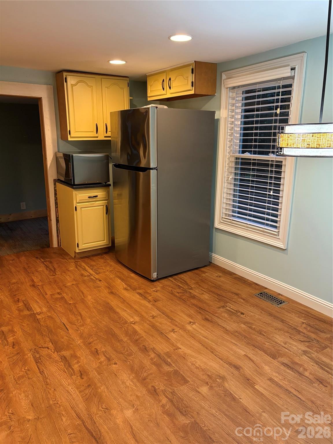 125 Lane Street — Morganton