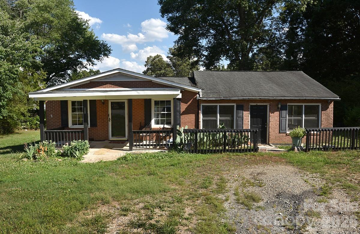 3560 Dogwood Court — Salisbury
