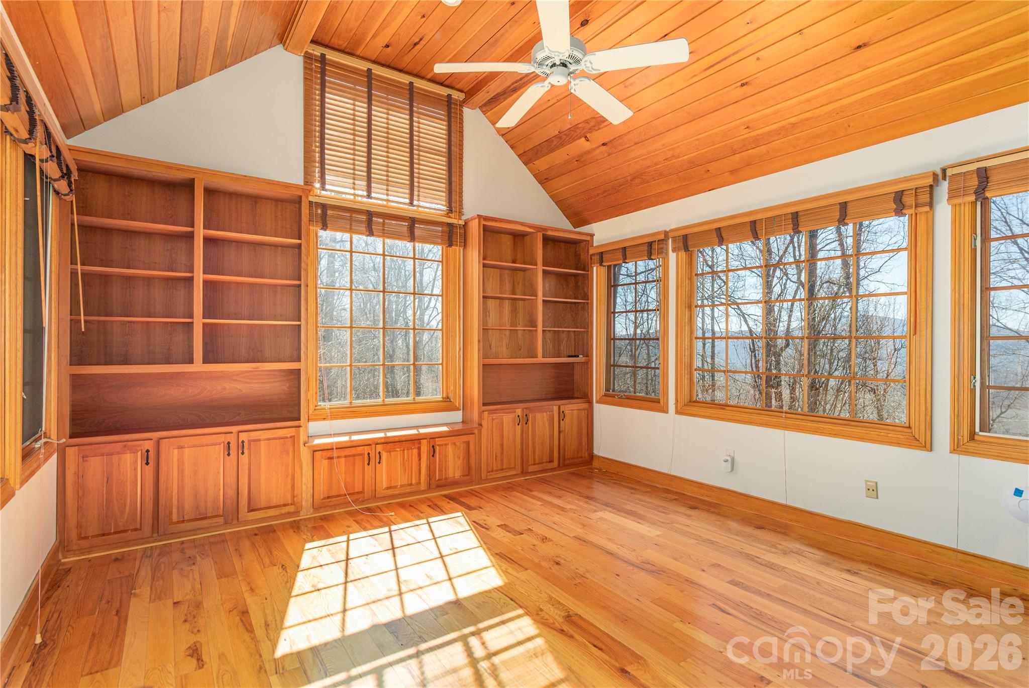98 Flat Creek Road — Fairview