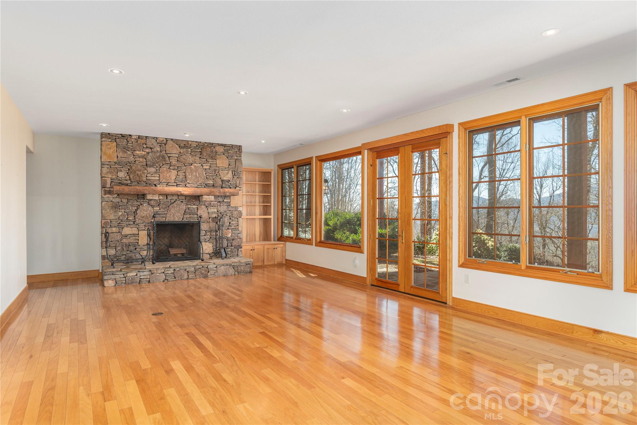 98 Flat Creek Road — Fairview