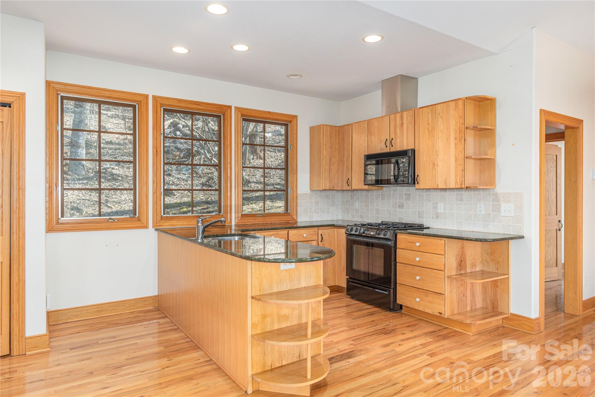 98 Flat Creek Road — Fairview