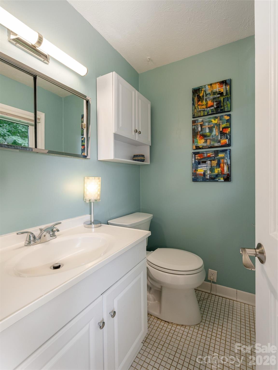 14 Fox Run Place — Fairview