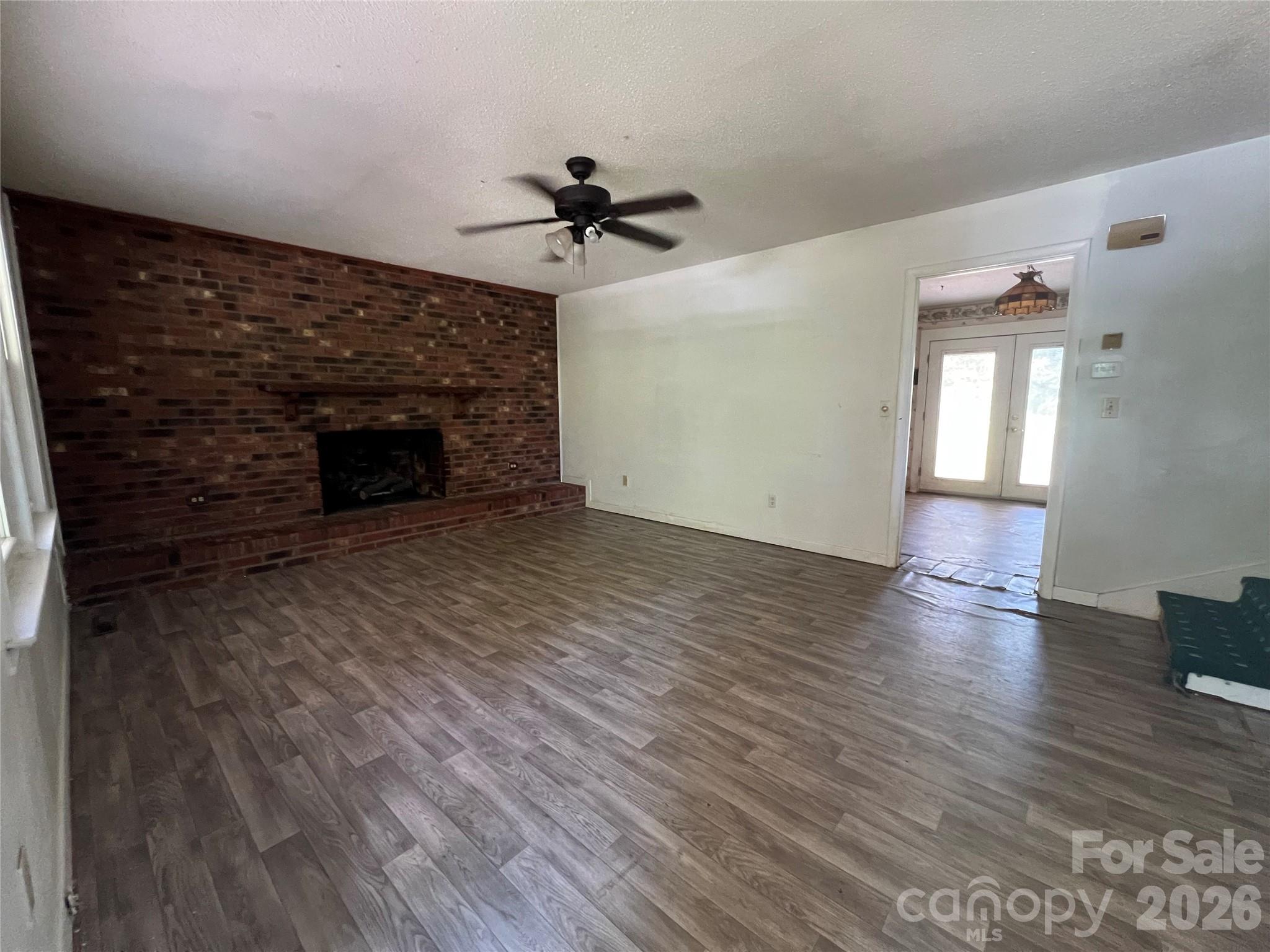 139 Vista Drive — Forest City