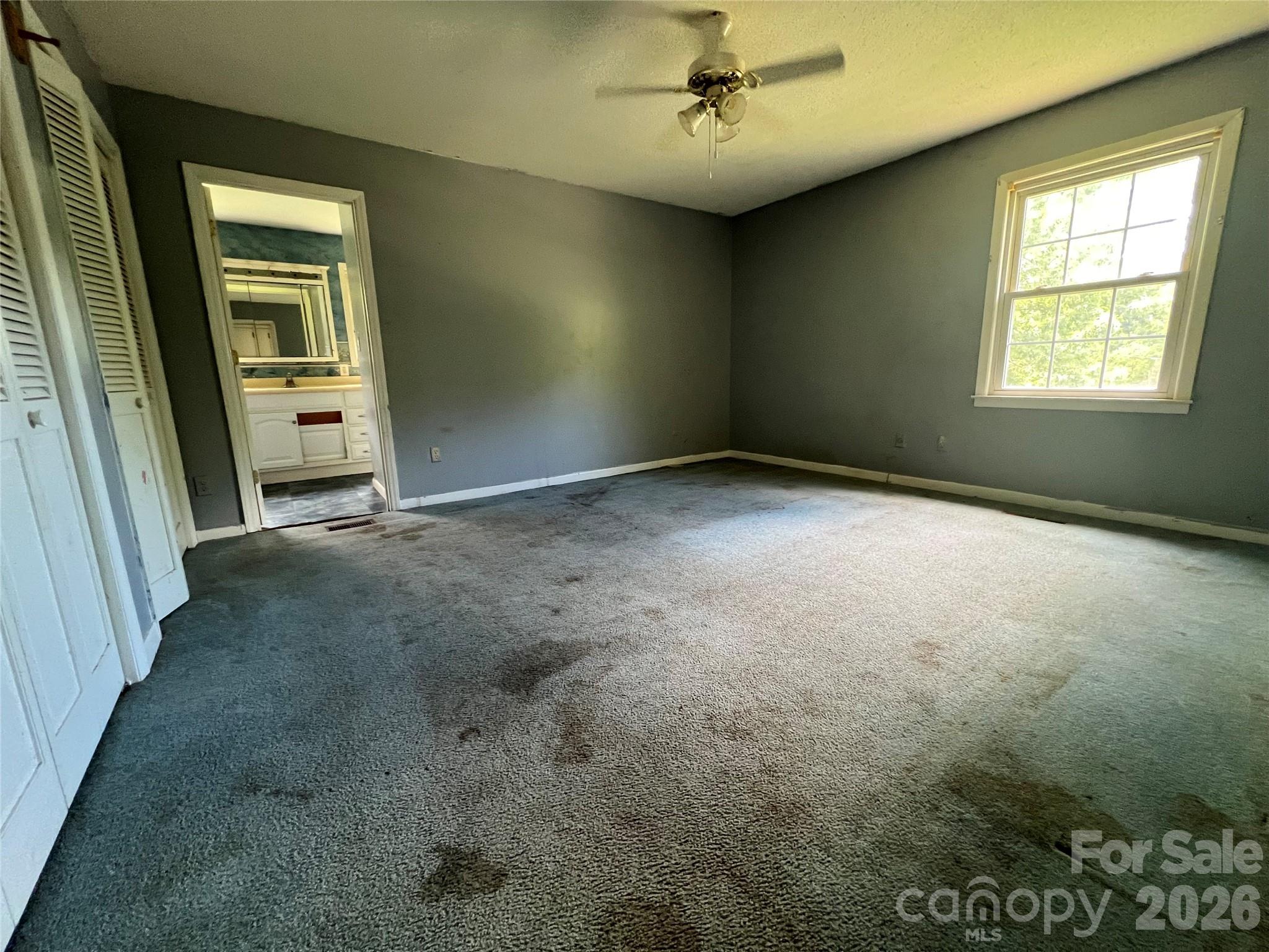 139 Vista Drive — Forest City