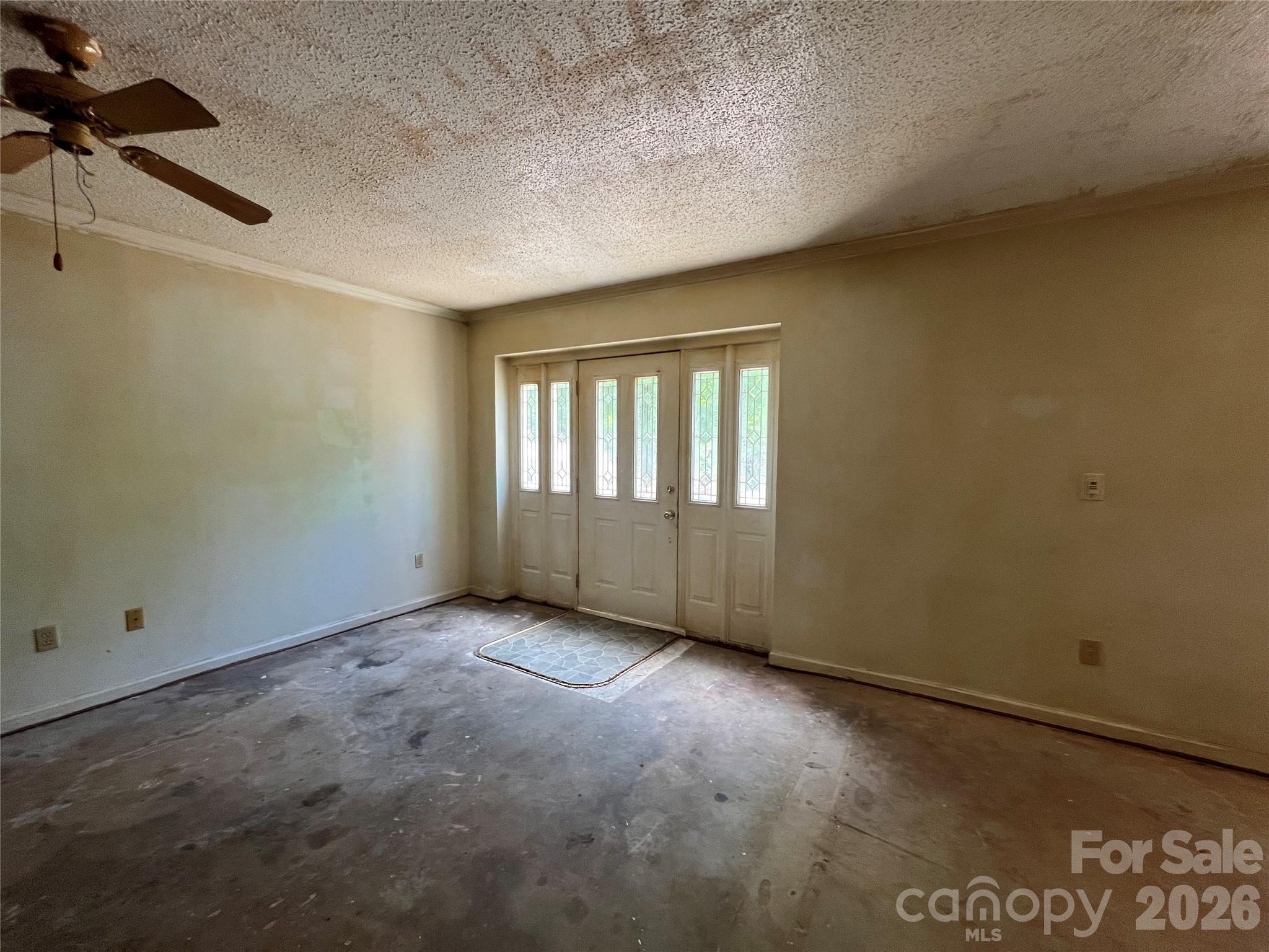 139 Vista Drive — Forest City