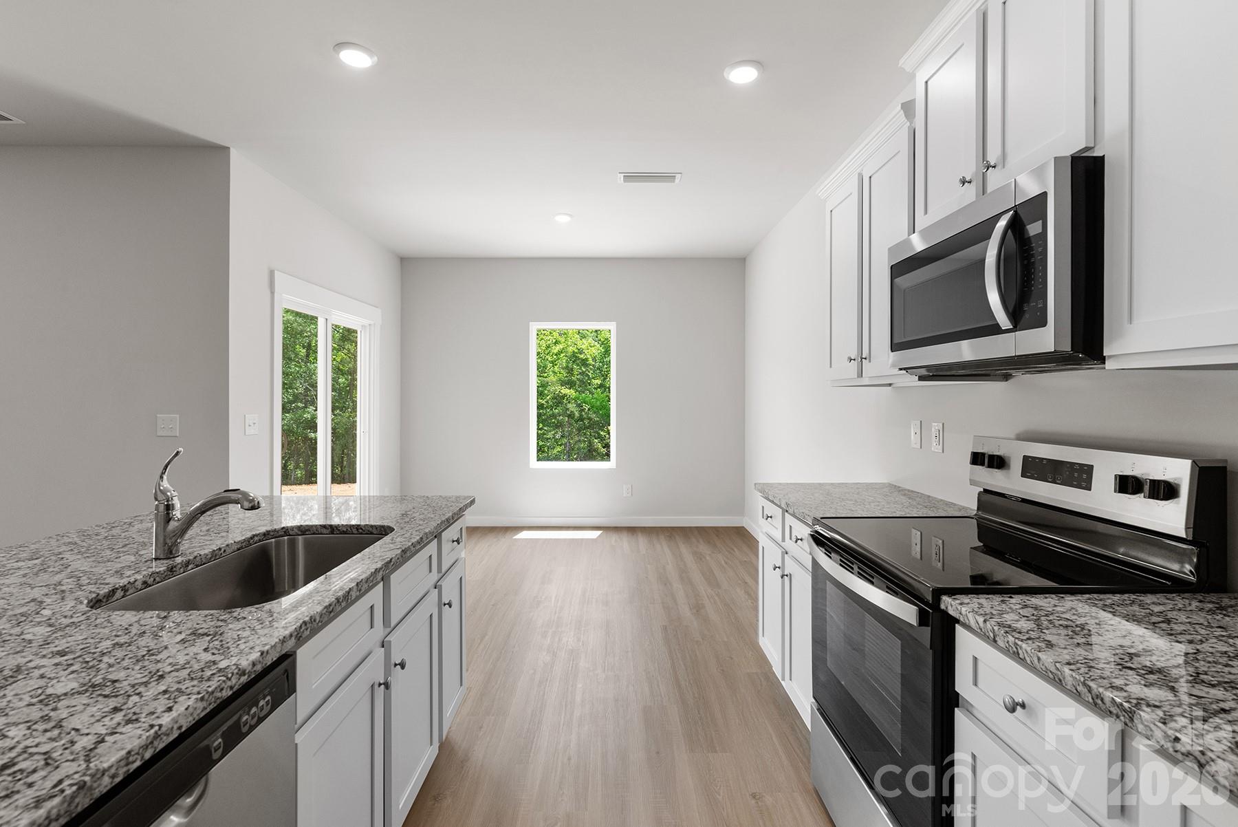 1122 Elyan Street — Richburg
