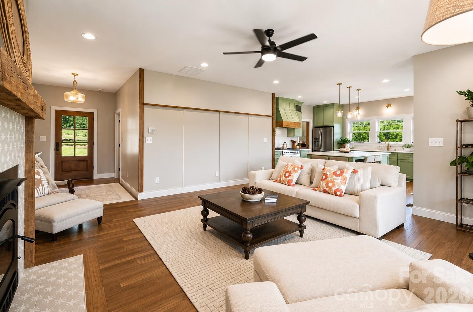 14 Daisy Lane — Taylorsville