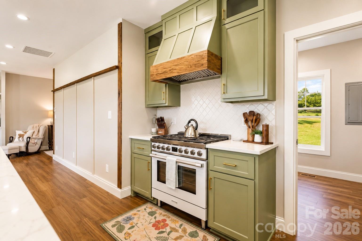 14 Daisy Lane — Taylorsville