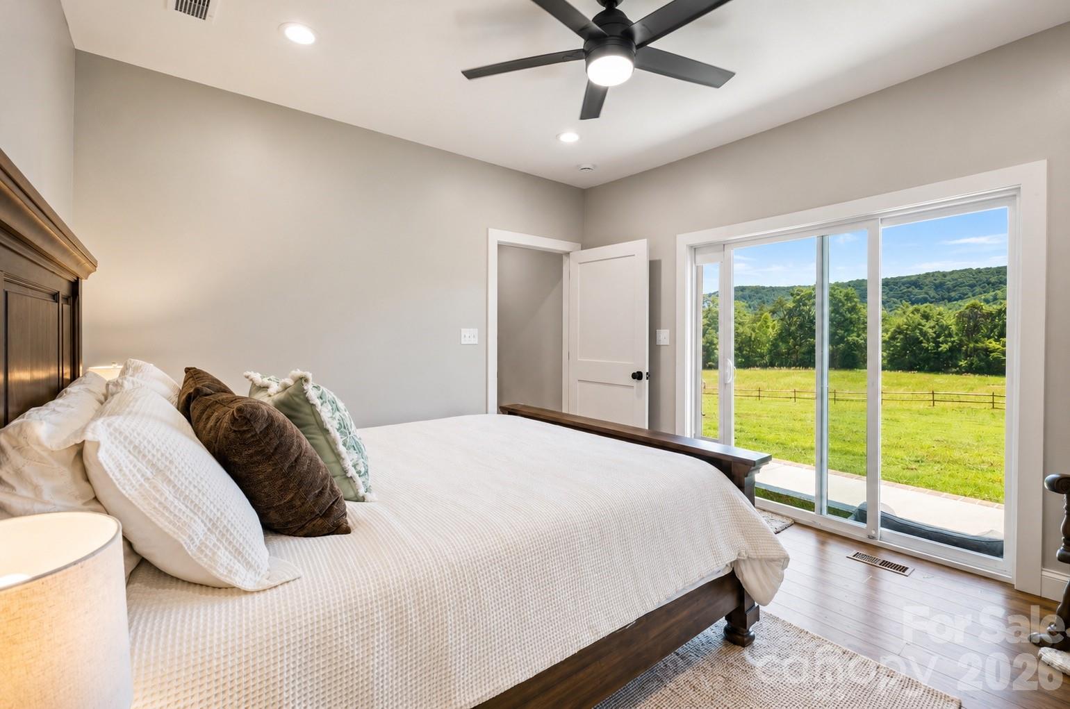 14 Daisy Lane — Taylorsville