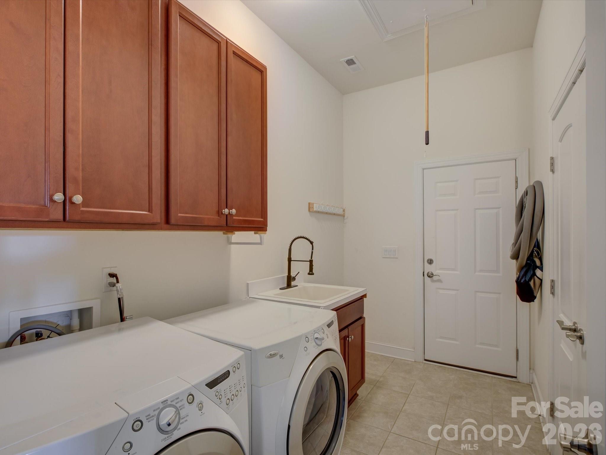 6005 Hyde Park Drive — Indian Trail