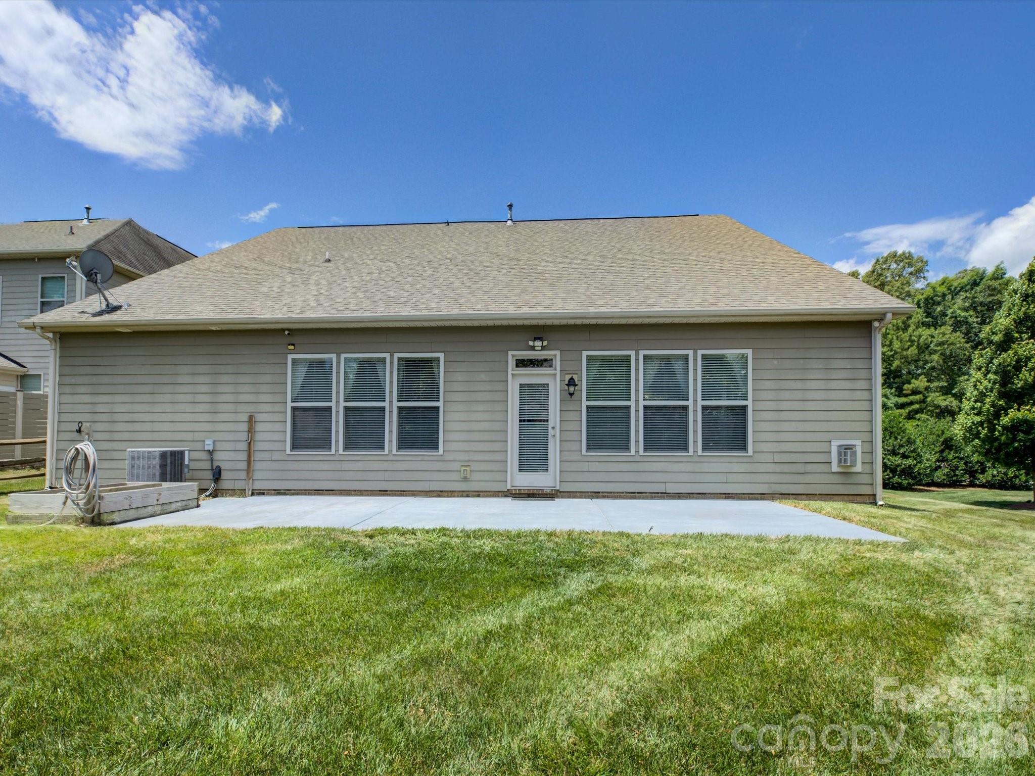 6005 Hyde Park Drive — Indian Trail