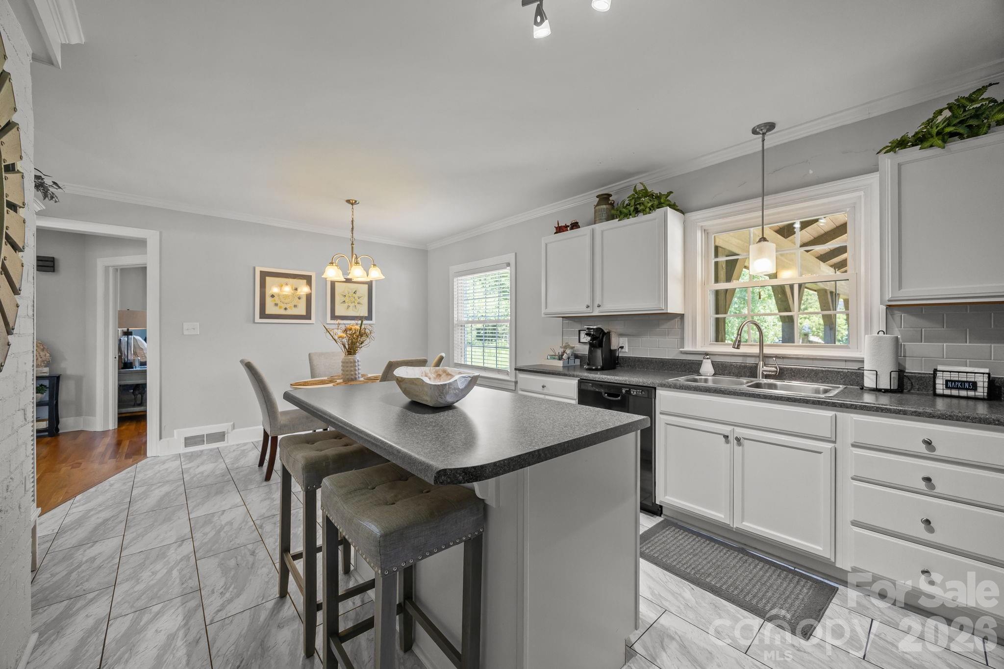 9256 US Highway 311 Highway — Archdale