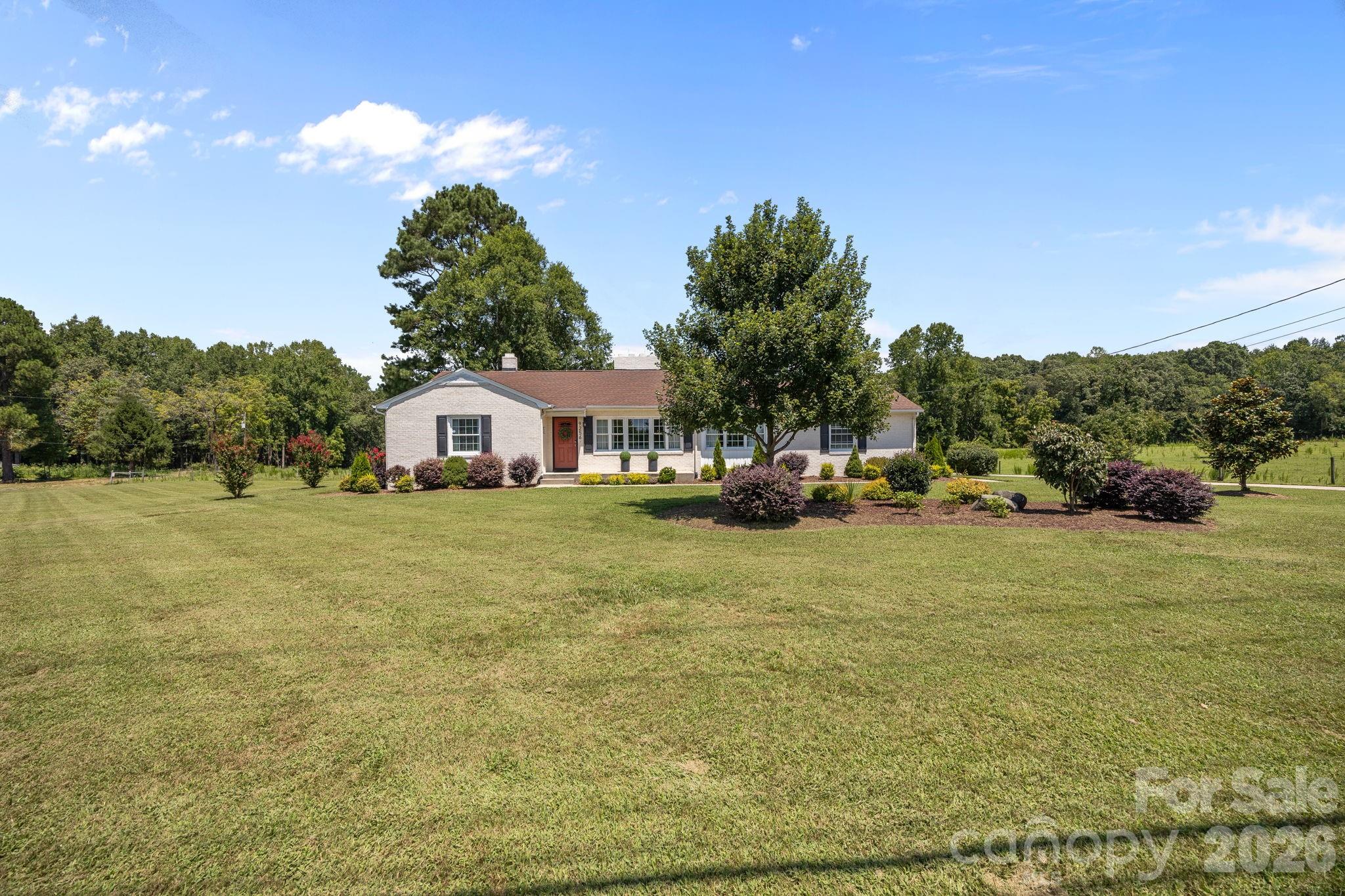 9256 US Highway 311 Highway — Archdale