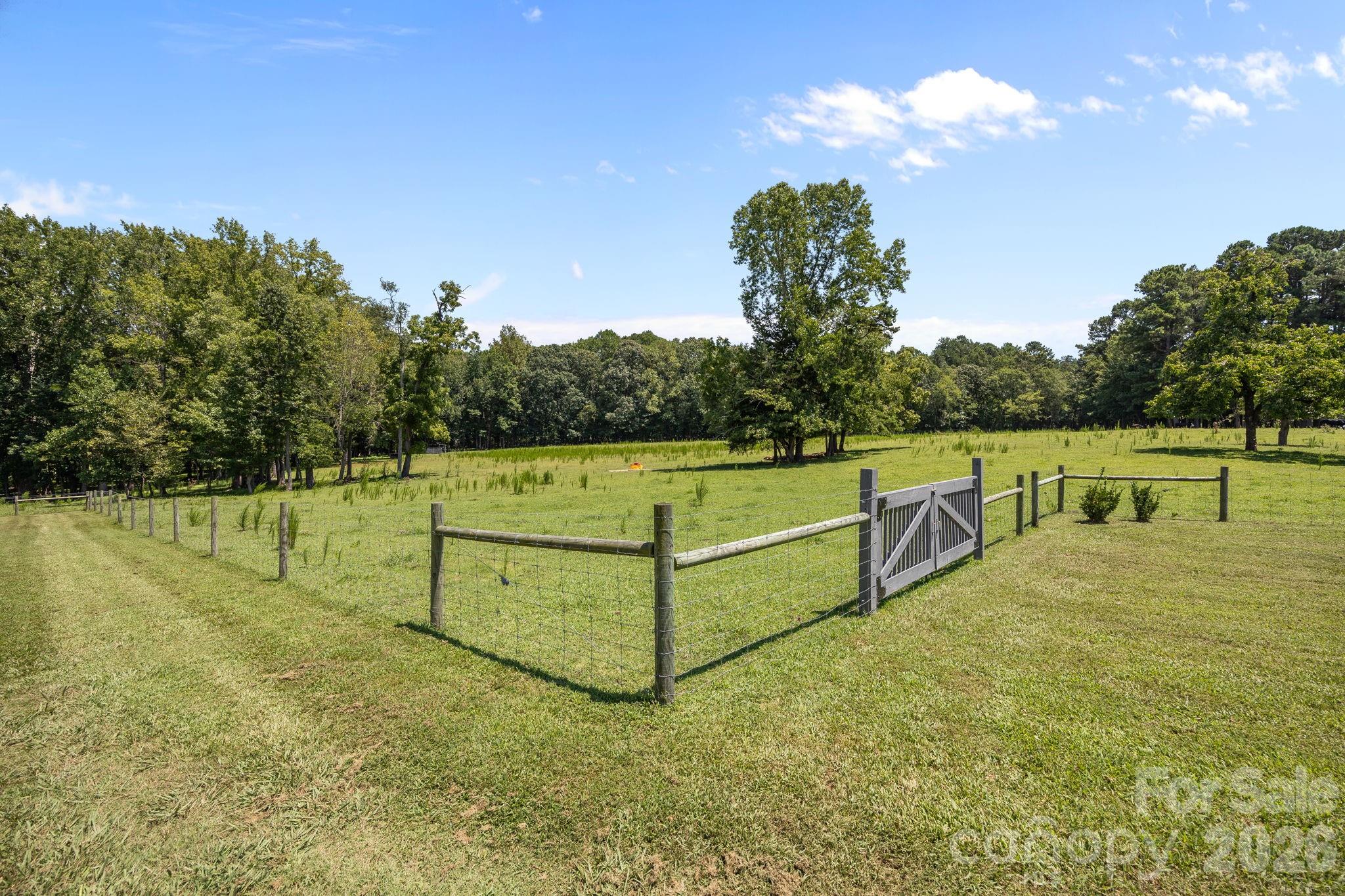 9256 US Highway 311 Highway — Archdale