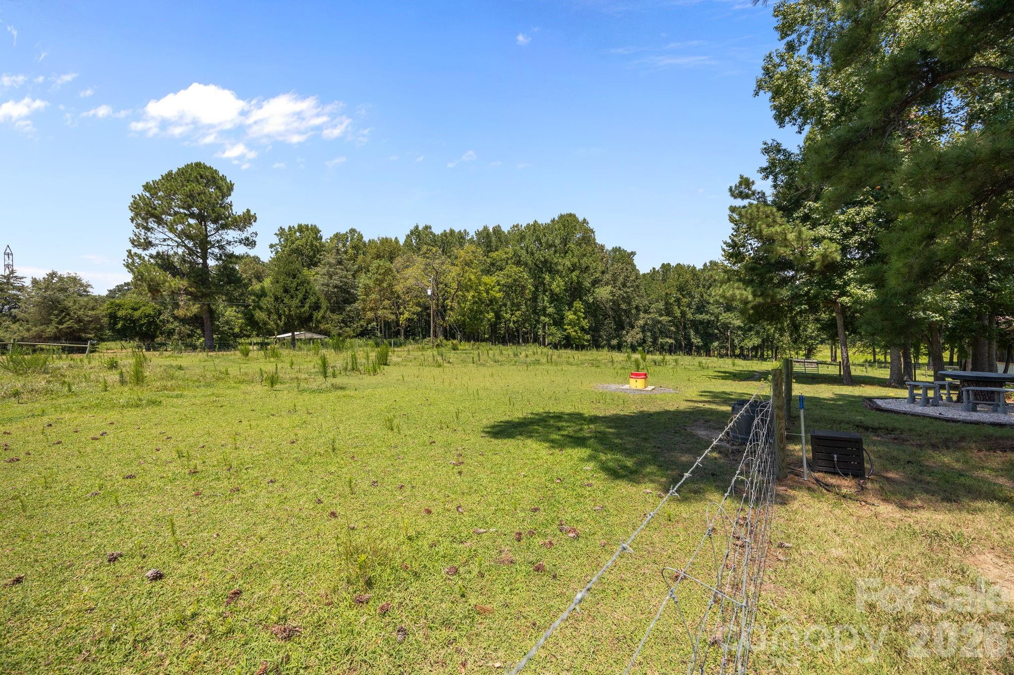 9256 US Highway 311 Highway — Archdale