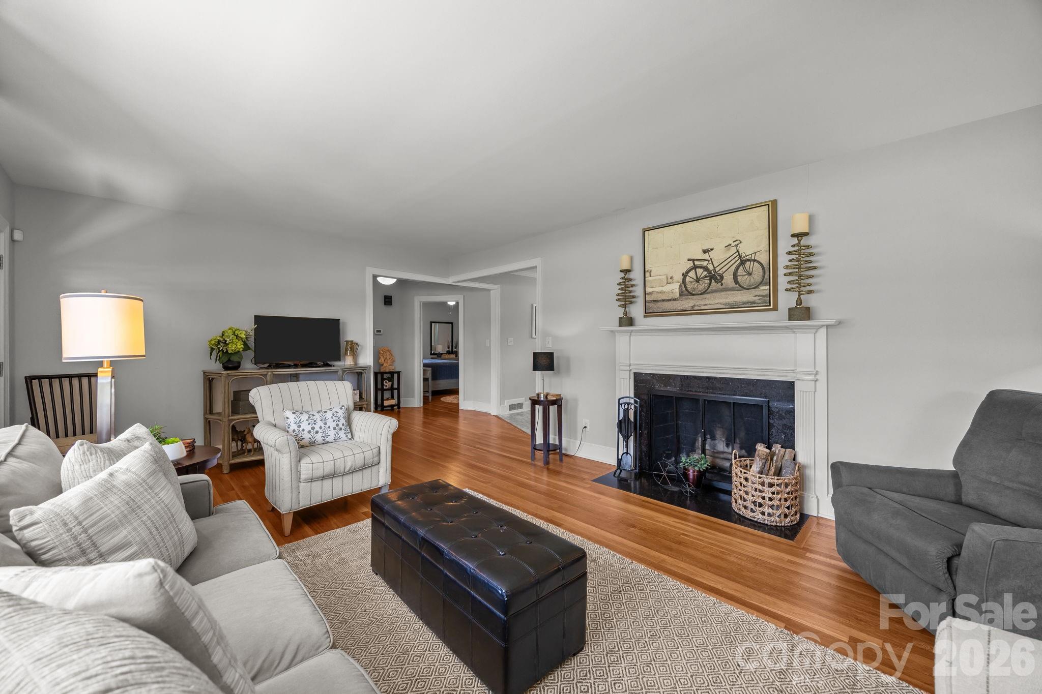 9256 US Highway 311 Highway — Archdale