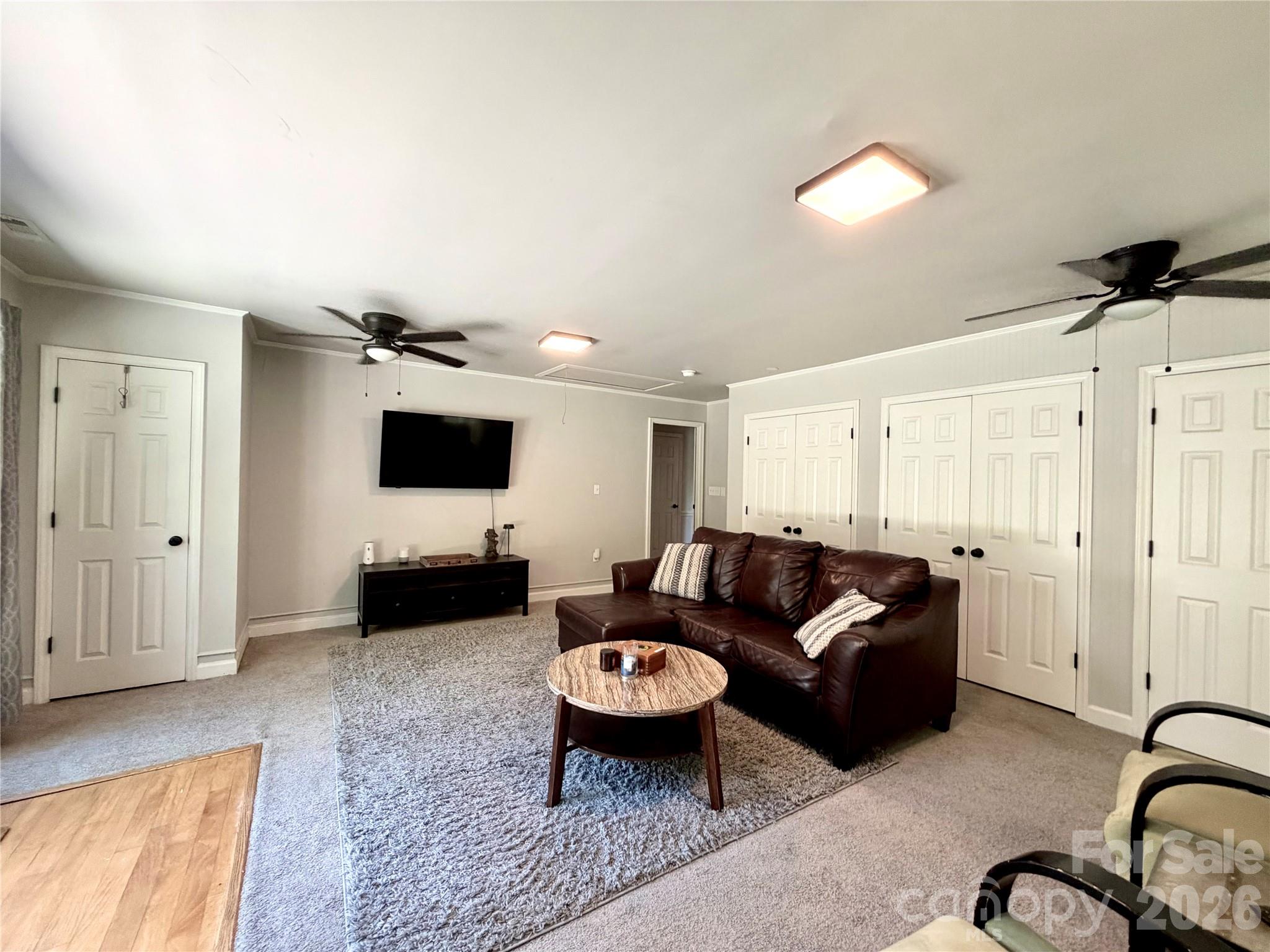 4015 Thistledown Court #8 — Charlotte